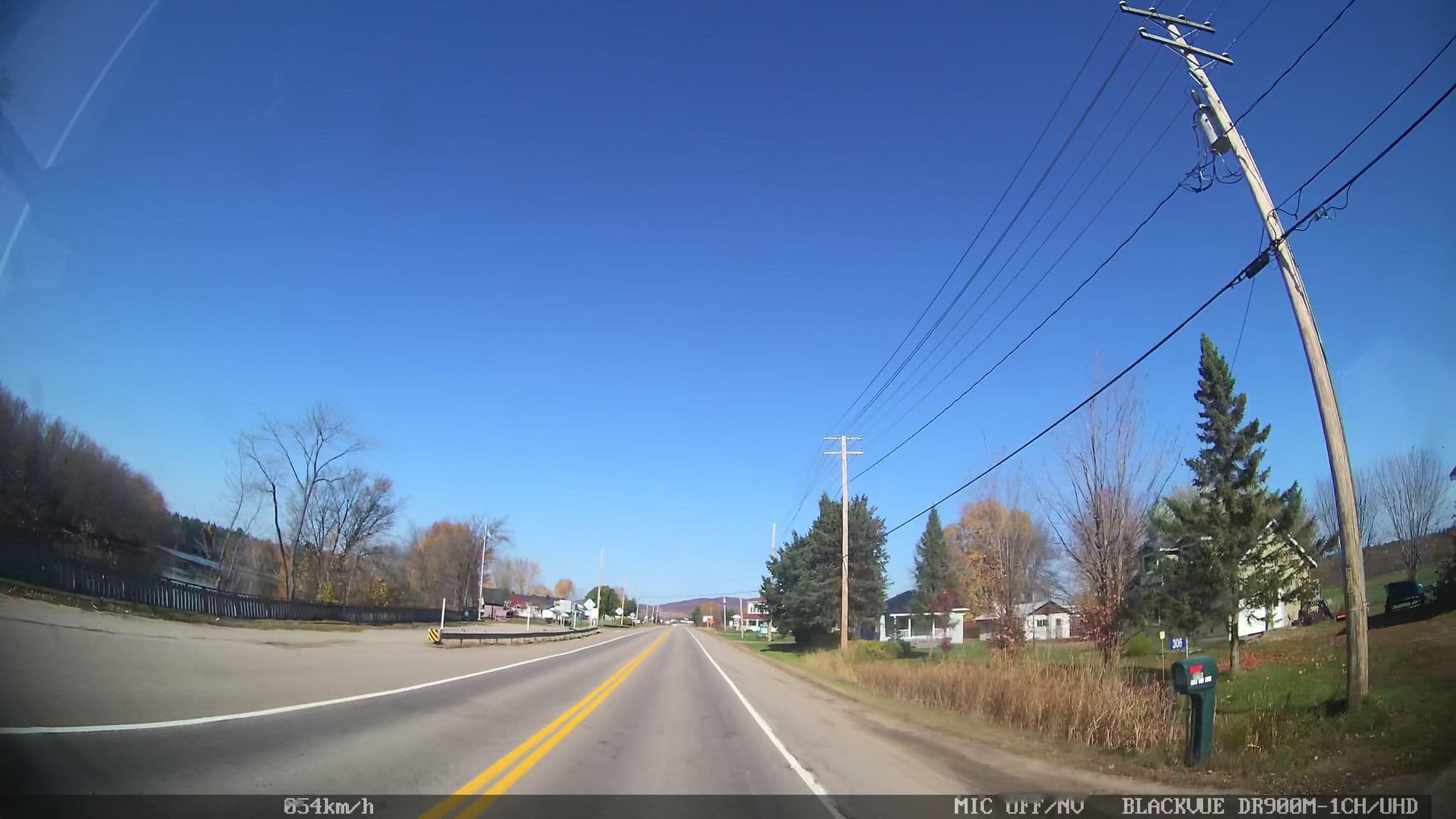 Street view near Motel Du Vieux Pont, Fort-Coulonge — © rps333 (CC BY-SA · Mapillary)