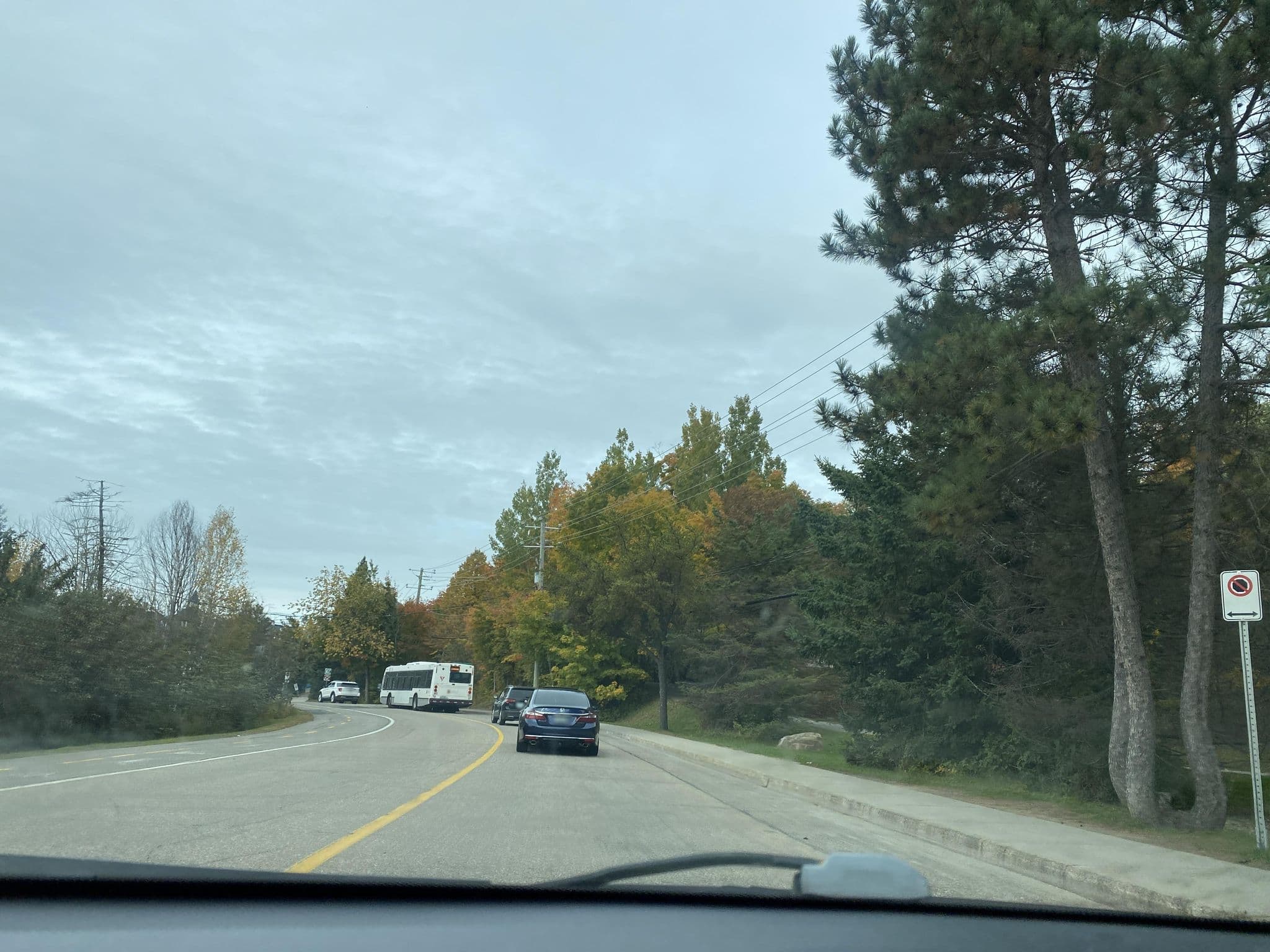 Street view near Club des Montagnards, Mont-Tremblant — © geodz (CC BY-SA · Mapillary)
