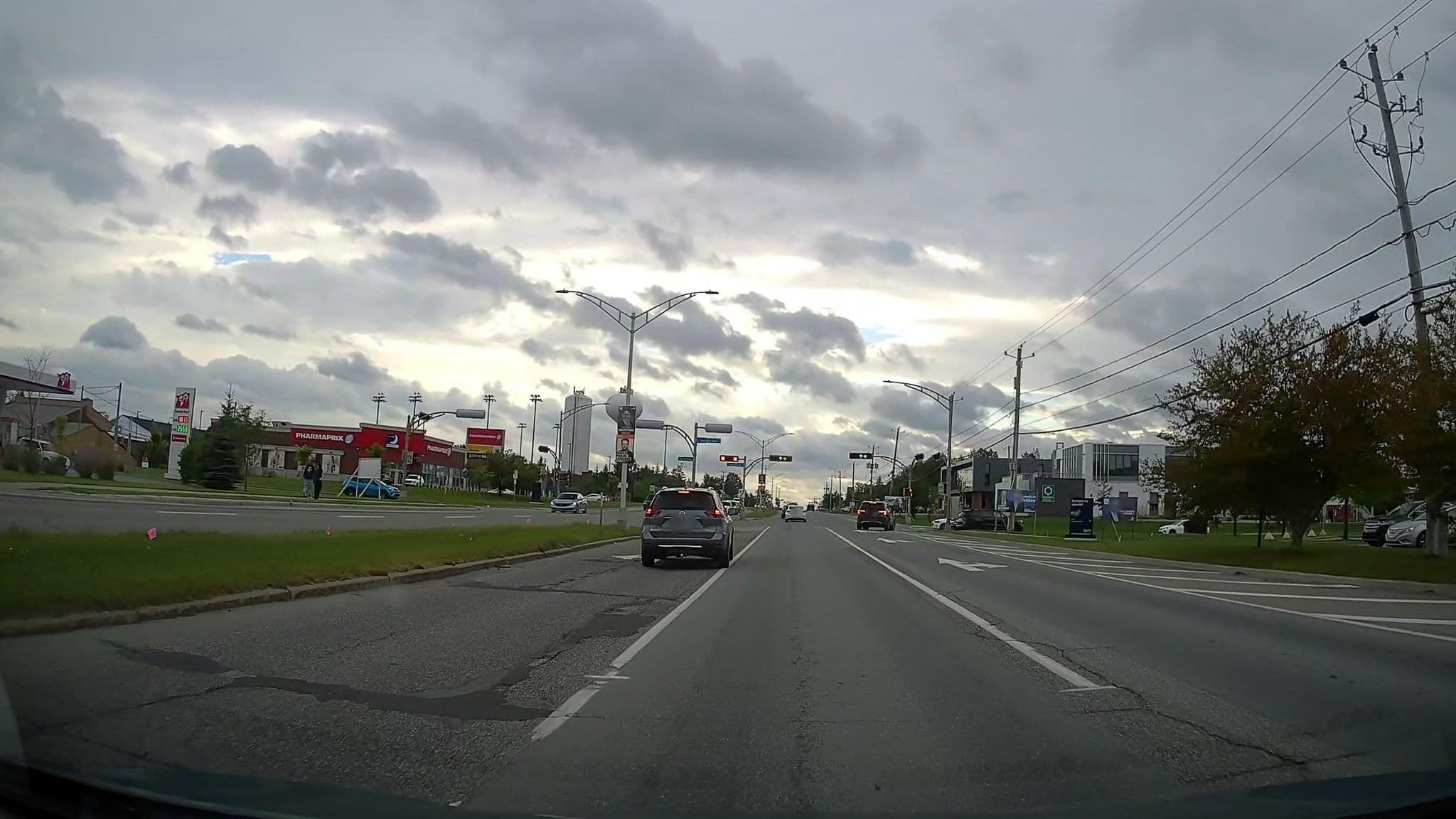 Street view near CsssIugs, Rock Forest — © Encrypted (CC BY-SA · Mapillary)