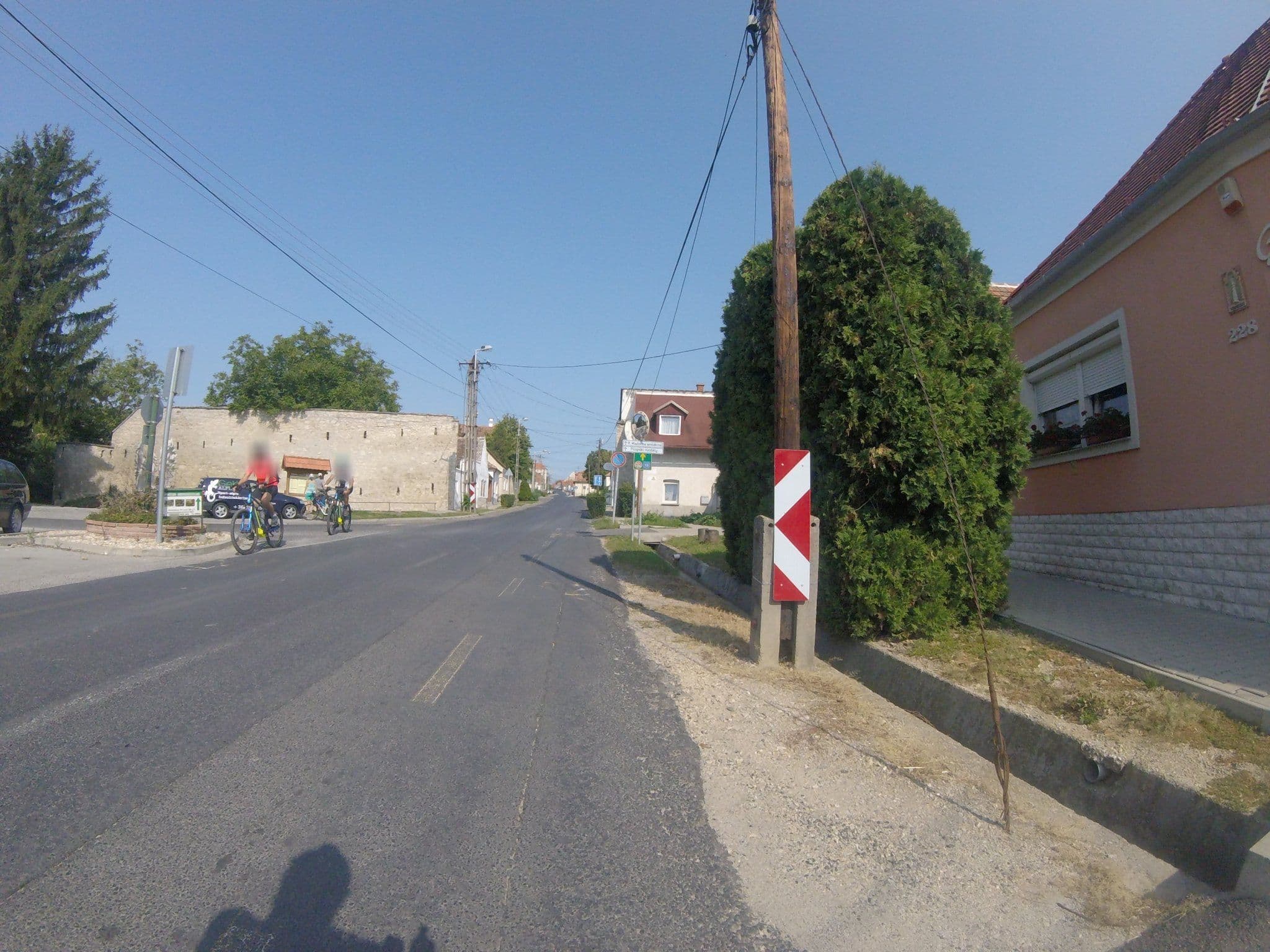 Street view near Katalin, Fertőrákos — © utvonalfelmeresek (CC BY-SA · Mapillary)