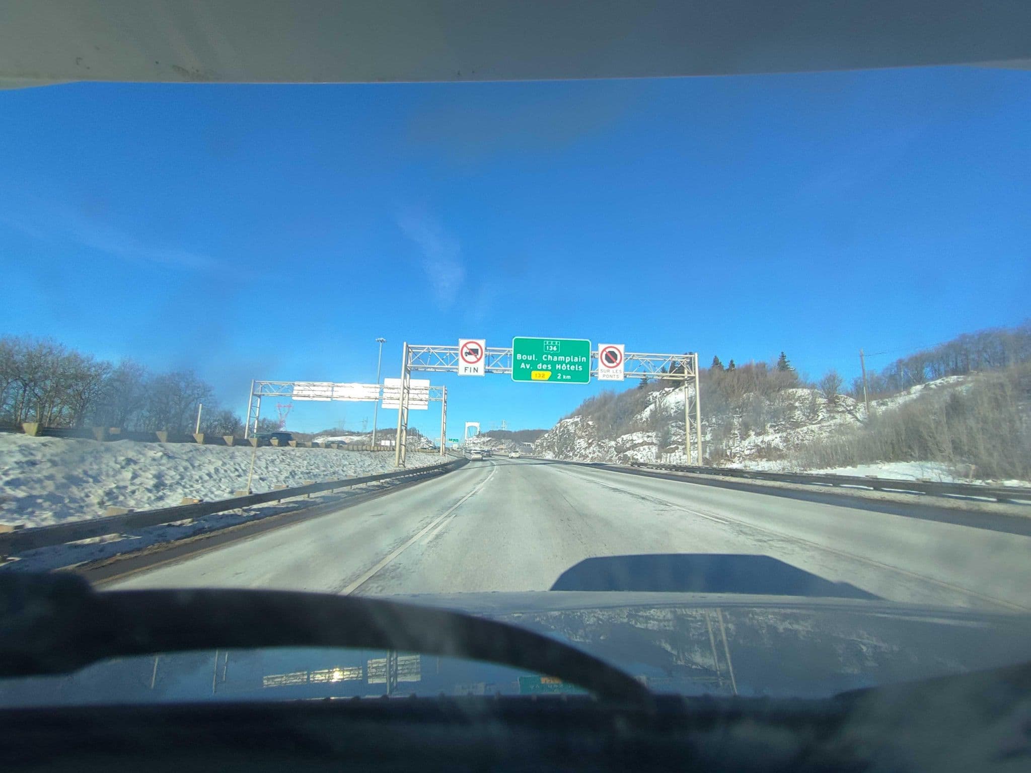 Street view near Comfort Inn Hotel, Saint Romuald — © kibour (CC BY-SA · Mapillary)