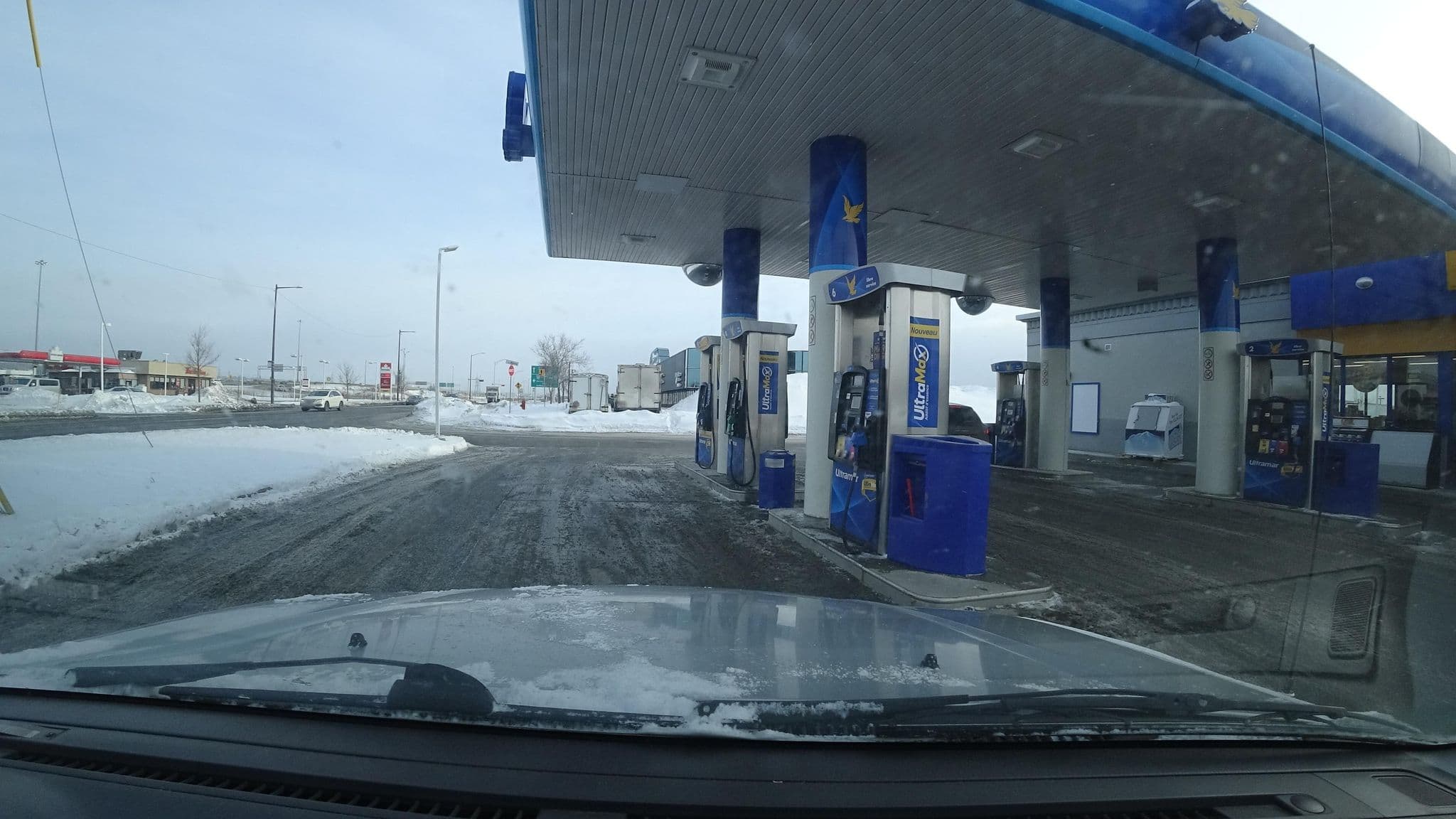 Street view near Dauphin Quebec City, Les Rivières — © michelcouturemotomcm (CC BY-SA · Mapillary)