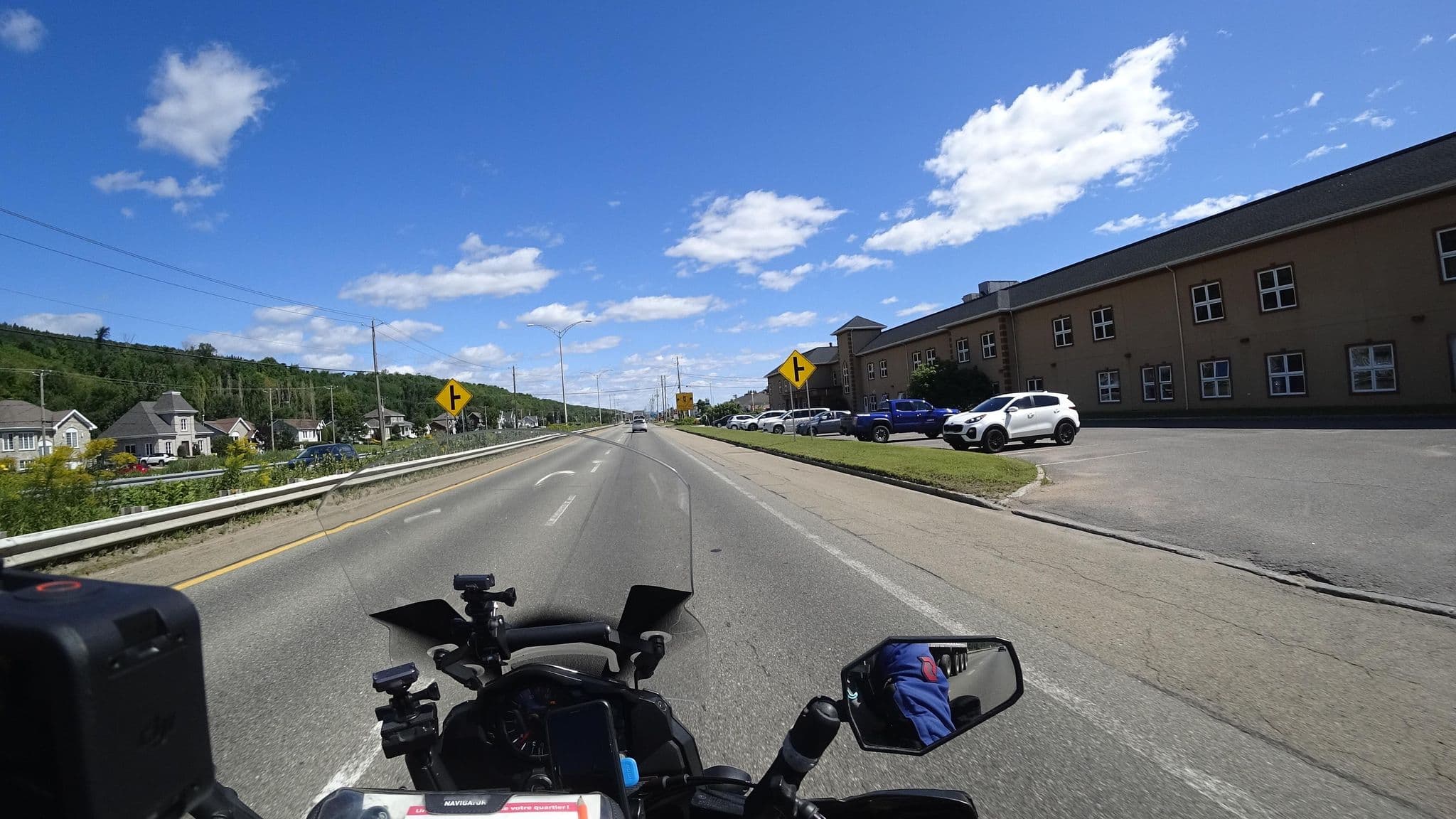 Street view near Sleep Inn, Boischatel — © michelcouturemotomcm (CC BY-SA · Mapillary)