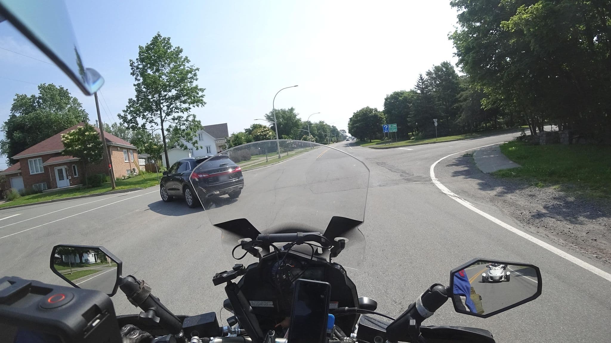 Street view near Manoir Des Erables Hotel Montmagny, Montmagny — © michelcouturemotomcm (CC BY-SA · Mapillary)