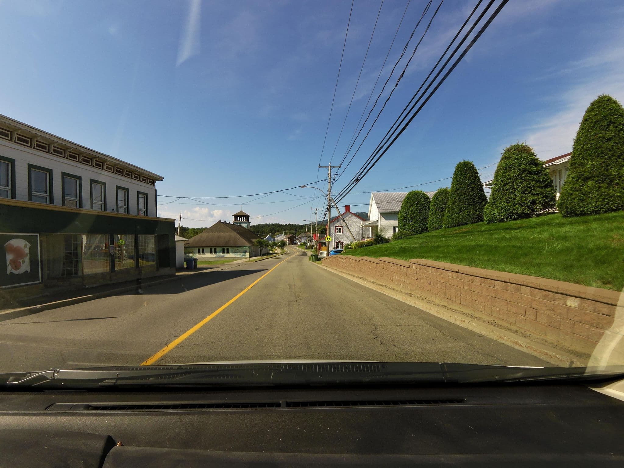 Street view near Auberge et Campagne, Beaupré — © hshearer (CC BY-SA · Mapillary)