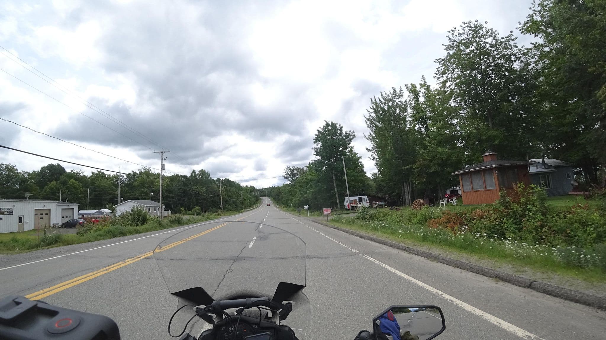 Street view near Chalets du Domaine, Montmagny — © michelcouturemotomcm (CC BY-SA · Mapillary)