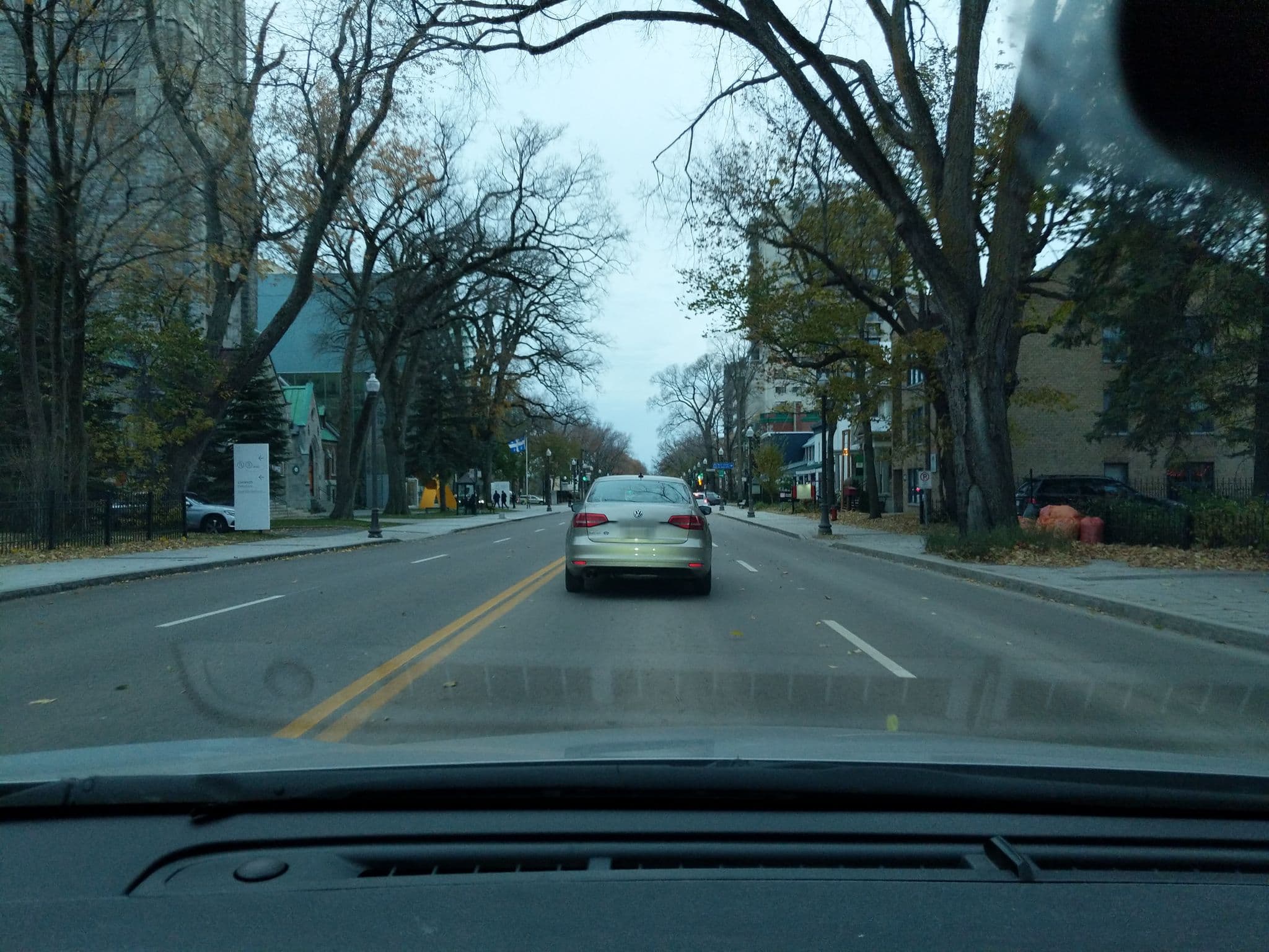 Street view near Deluxe Suite Hibicus Wing H149, Québec — © daudrain (CC BY-SA · Mapillary)