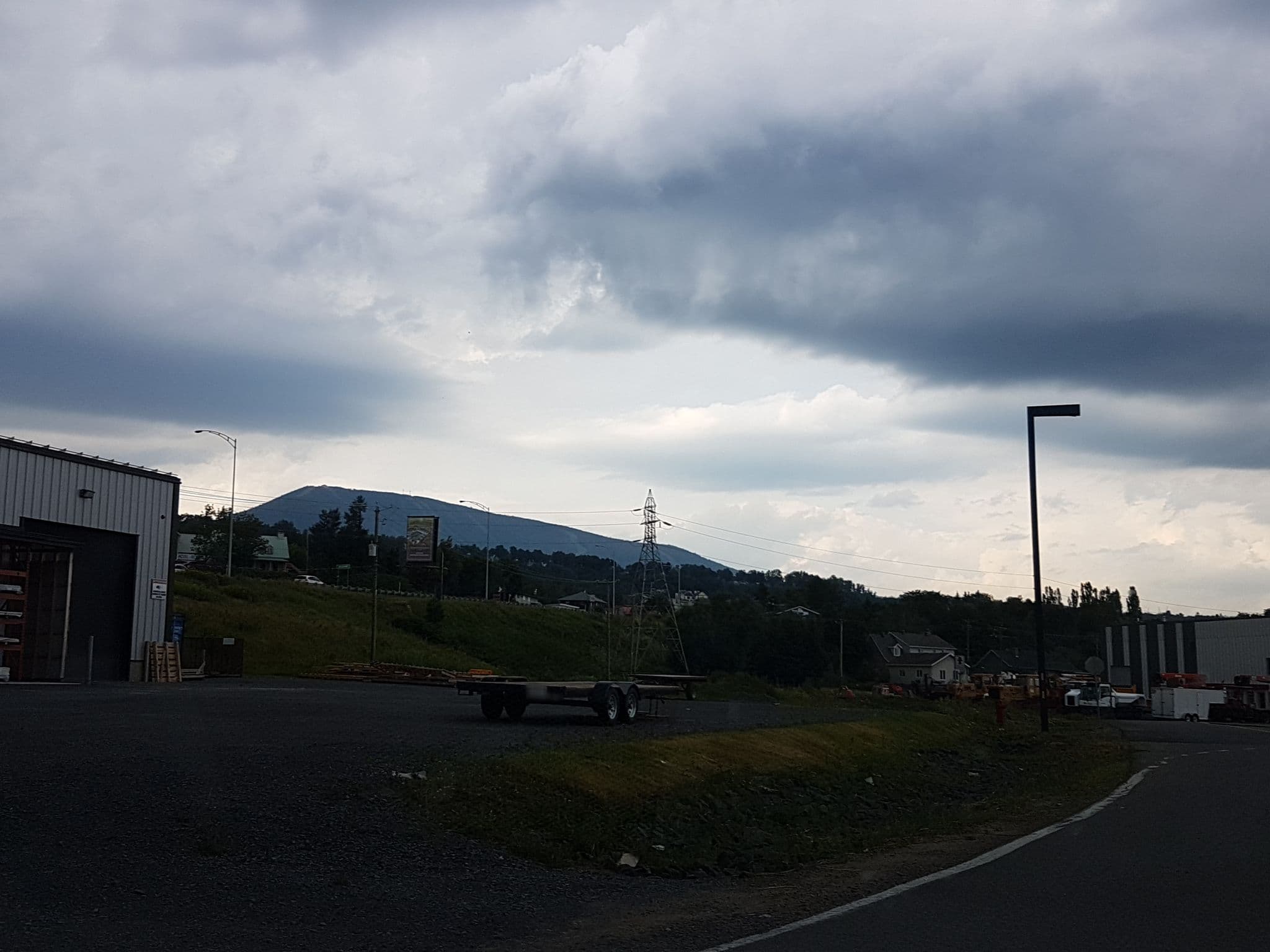 Street view near Ville de Beaupré, Beaupré — © jopparn (CC BY-SA · Mapillary)