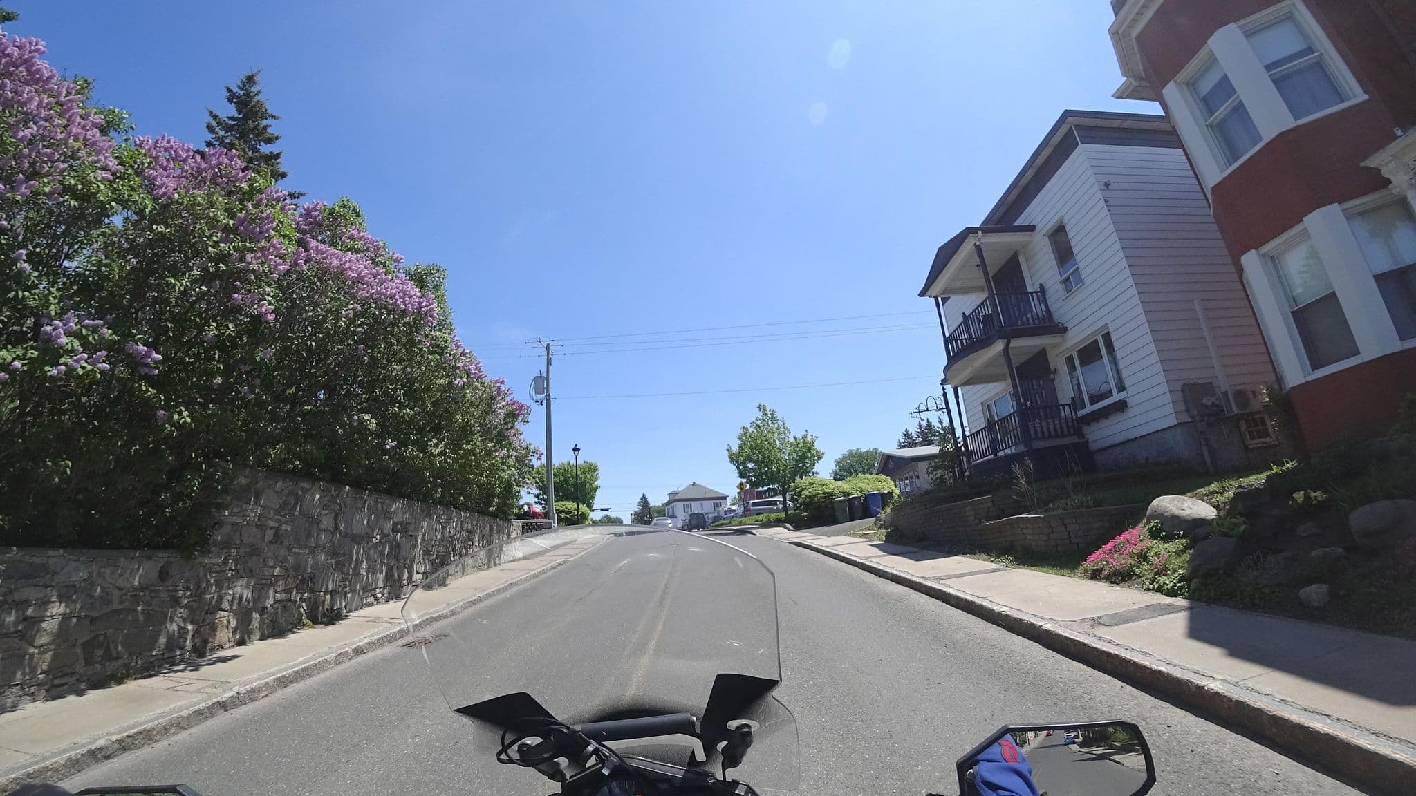 Street view near Gîte à la Petite Marguerite, Lévis — © michelcouturemotomcm (CC BY-SA · Mapillary)