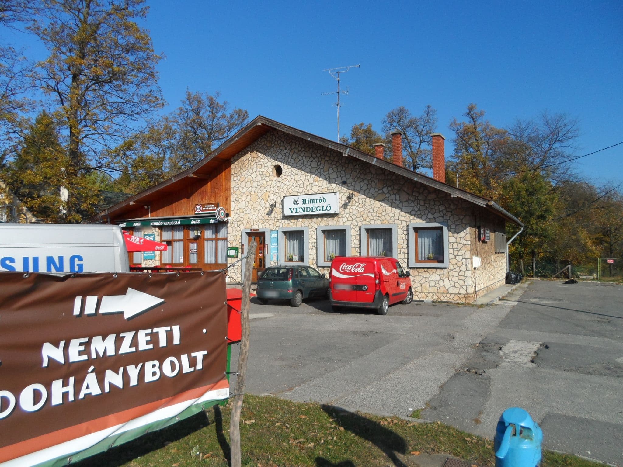 Street view near Boroszlán Motel és Kemping, Herend — © fodor8peter (CC BY-SA · Mapillary)