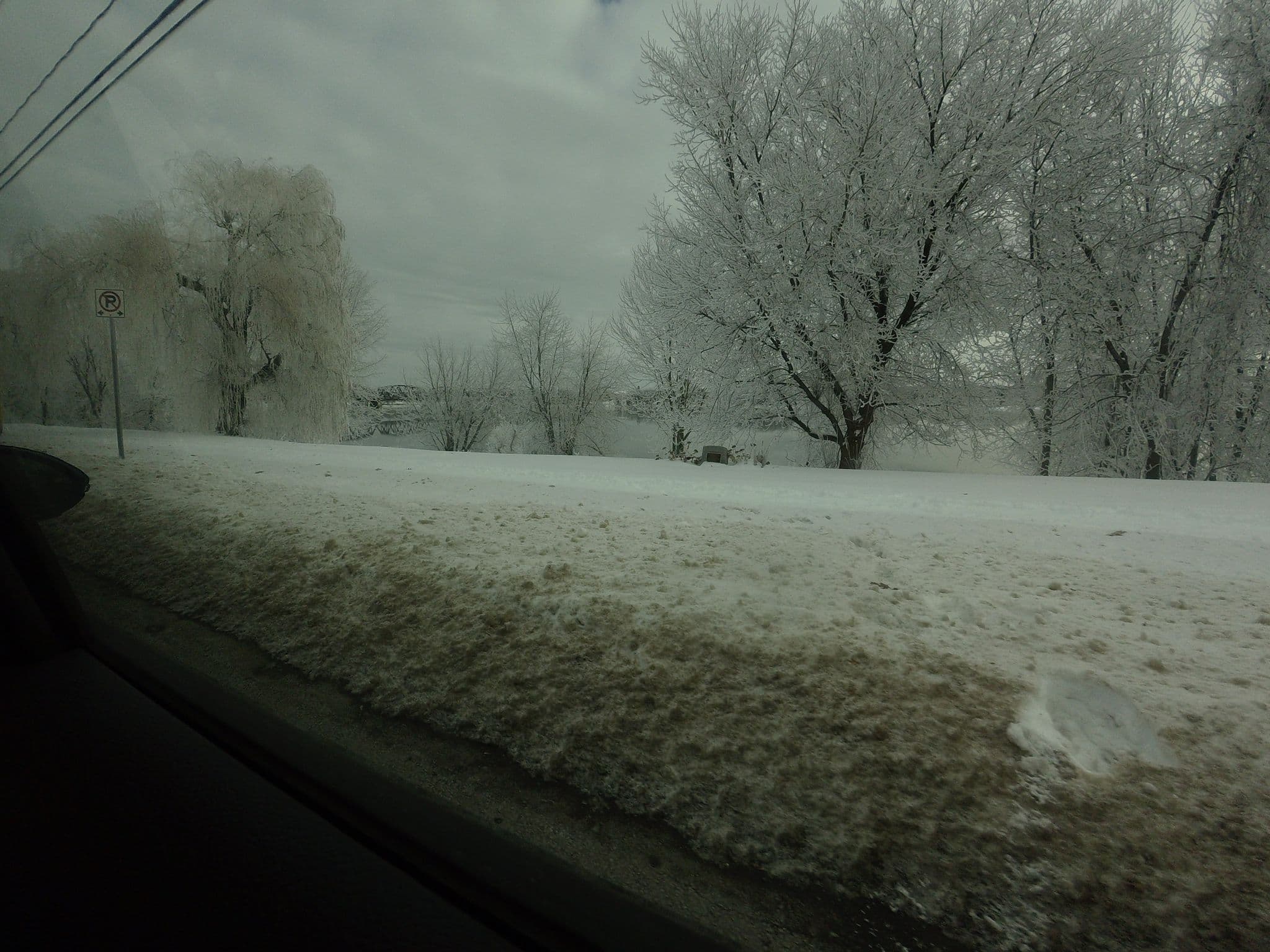Street view near Quartermain House B&B, Queen Square — © hshearer (CC BY-SA · Mapillary)