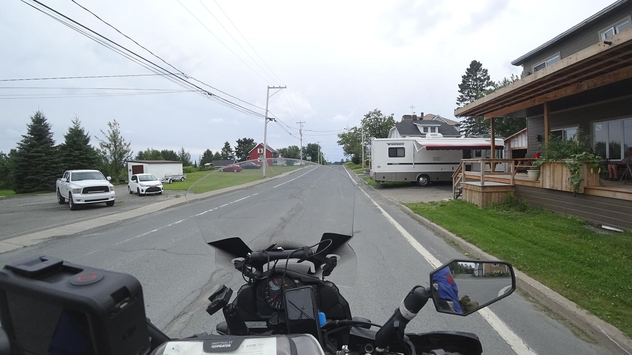 Street view near Appartement, Sainte-Claire — © michelcouturemotomcm (CC BY-SA · Mapillary)