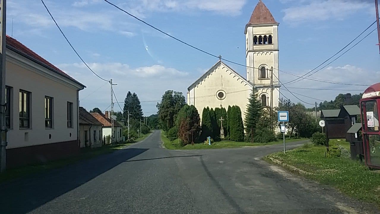 Street view near Turistaszálló, Becsehely — © utvonalfelmeresek (CC BY-SA · Mapillary)