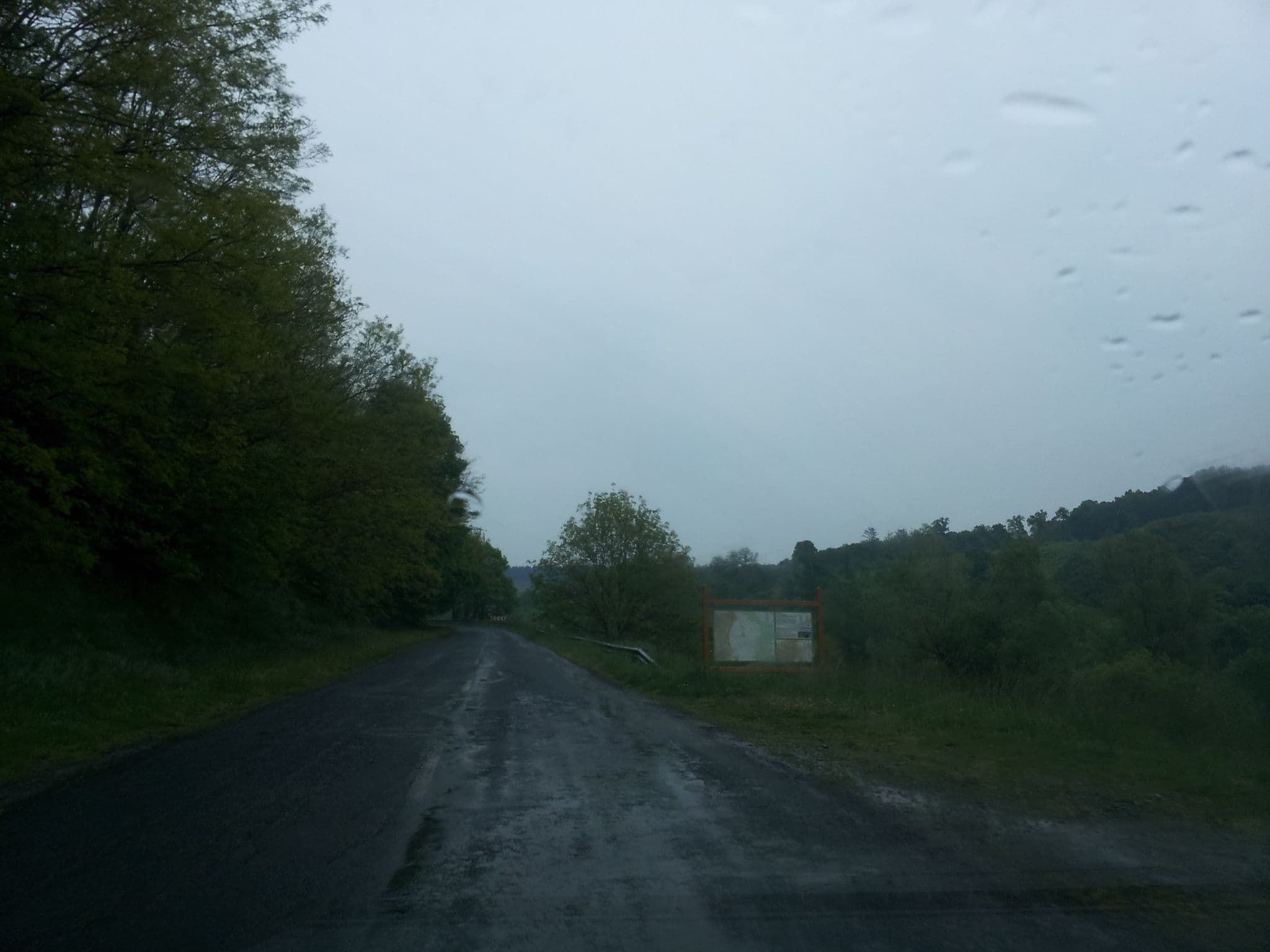 Street view near Kemping, Bonyhád — © kolesajr (CC BY-SA · Mapillary)