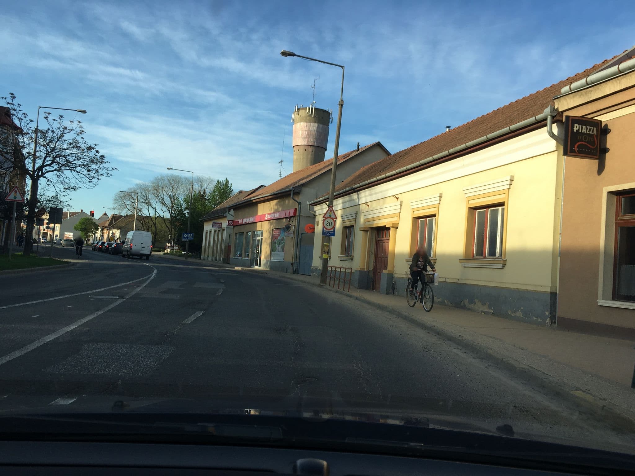 Street view near Bella Costa Étterem és vendégház, Berettyóújfalu — © zsolt (CC BY-SA · Mapillary)