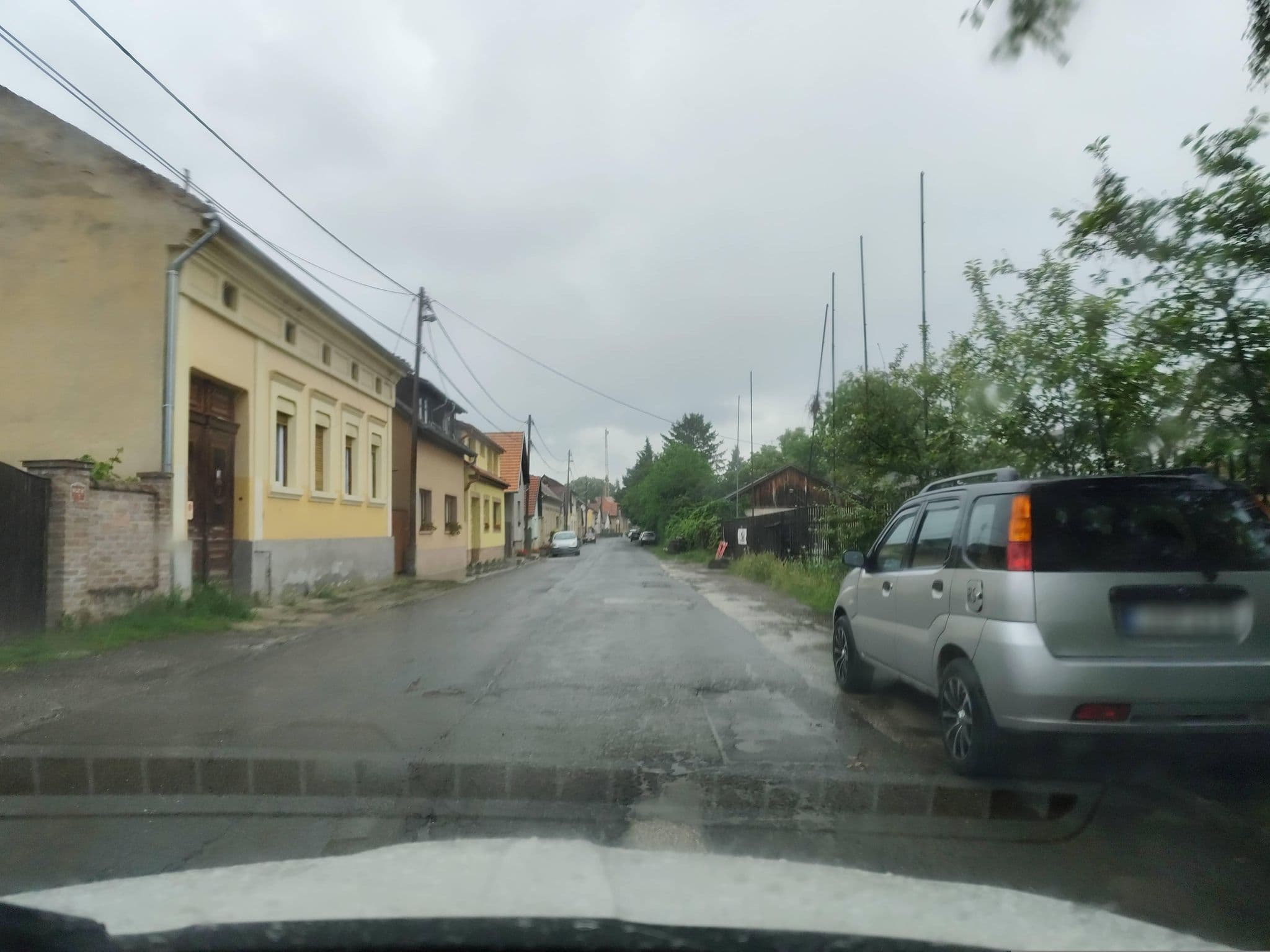 Street view near Lénárd Jánosné, Nagymaros — © mkpest2 (CC BY-SA · Mapillary)