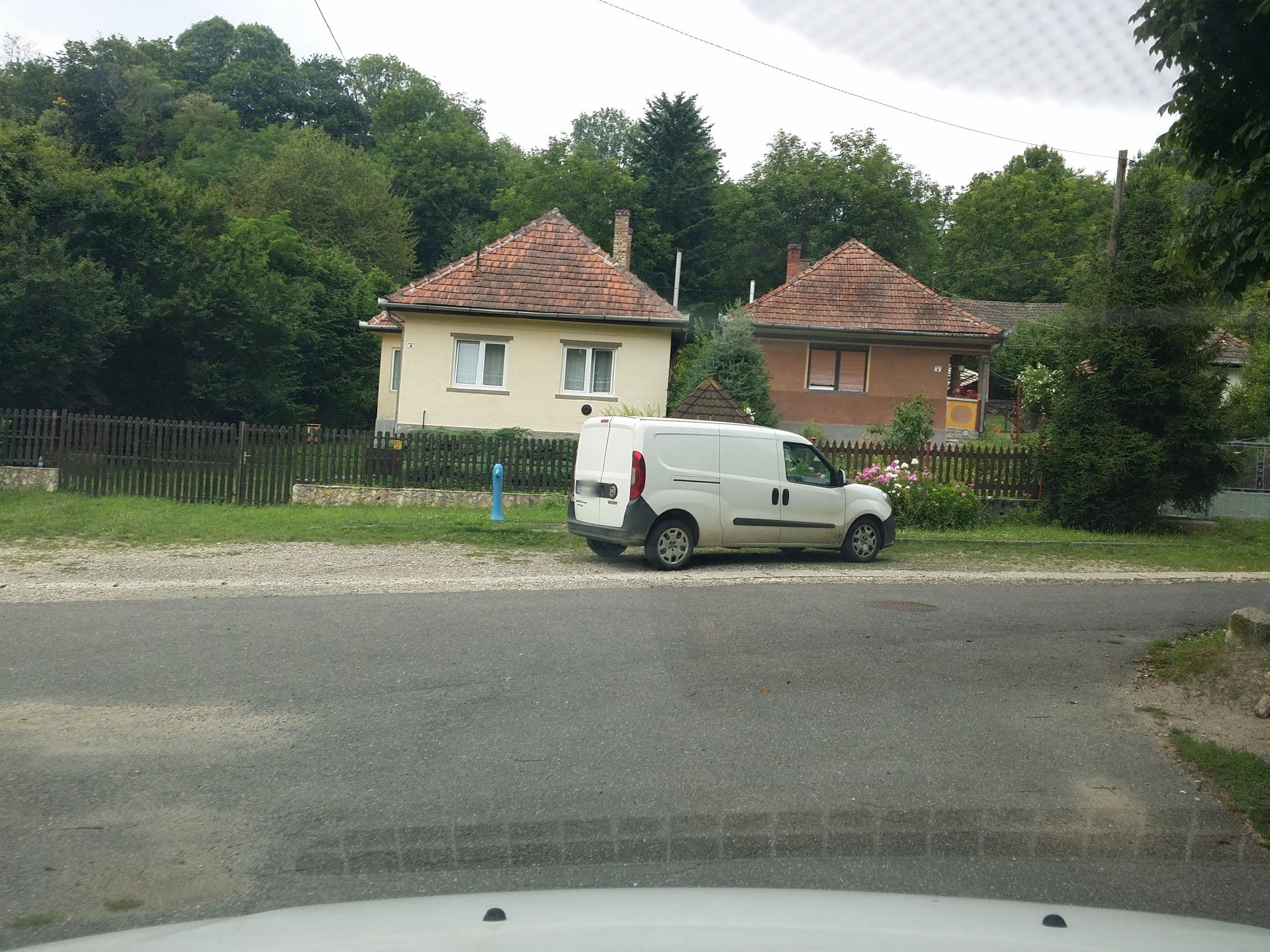 Street view near Veréb vendégház, Gönc — © utvonalfelmeresek (CC BY-SA · Mapillary)