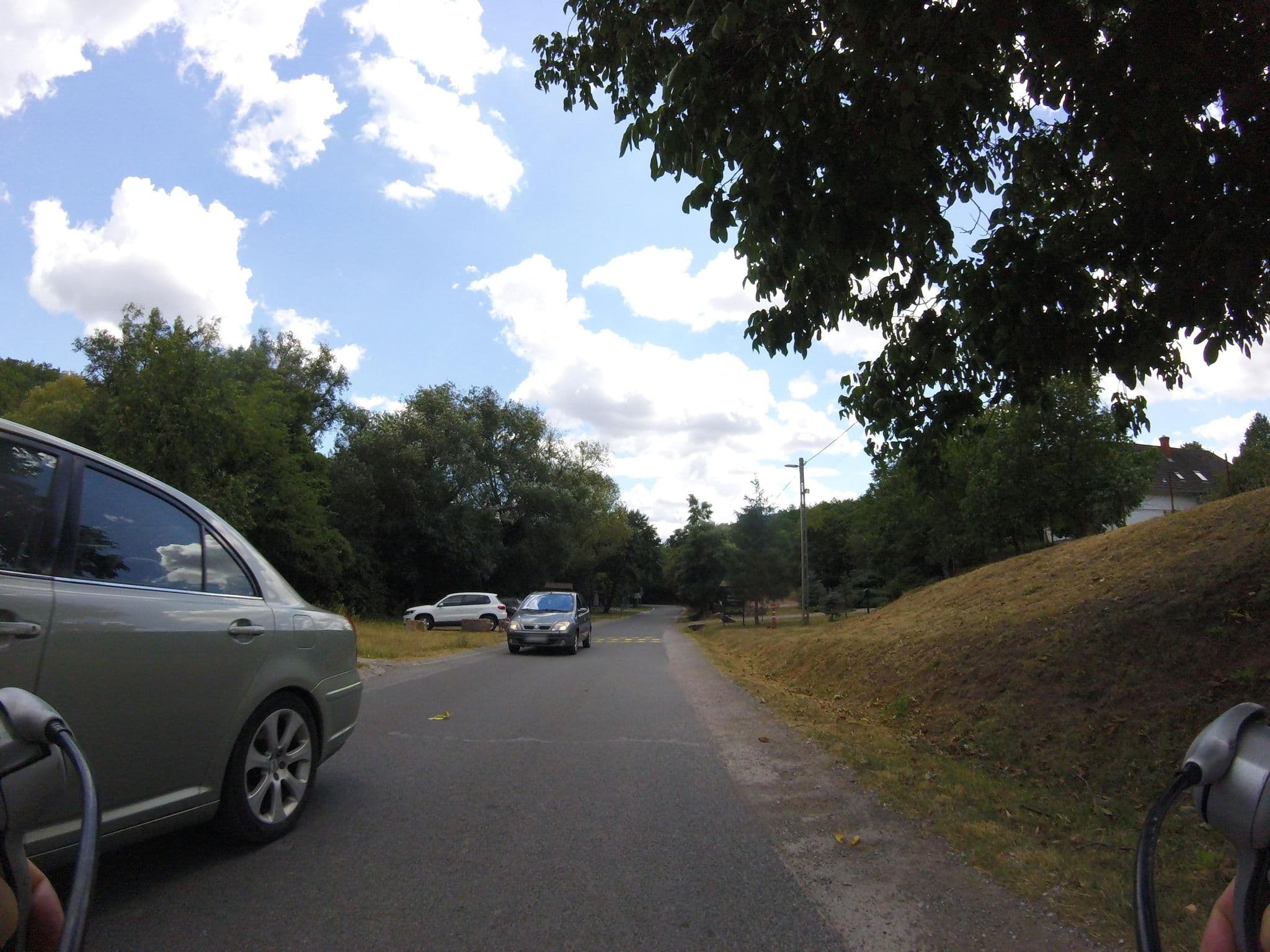 Street view near Batvölgyi vendégház, Pellérd — © goprohero (CC BY-SA · Mapillary)
