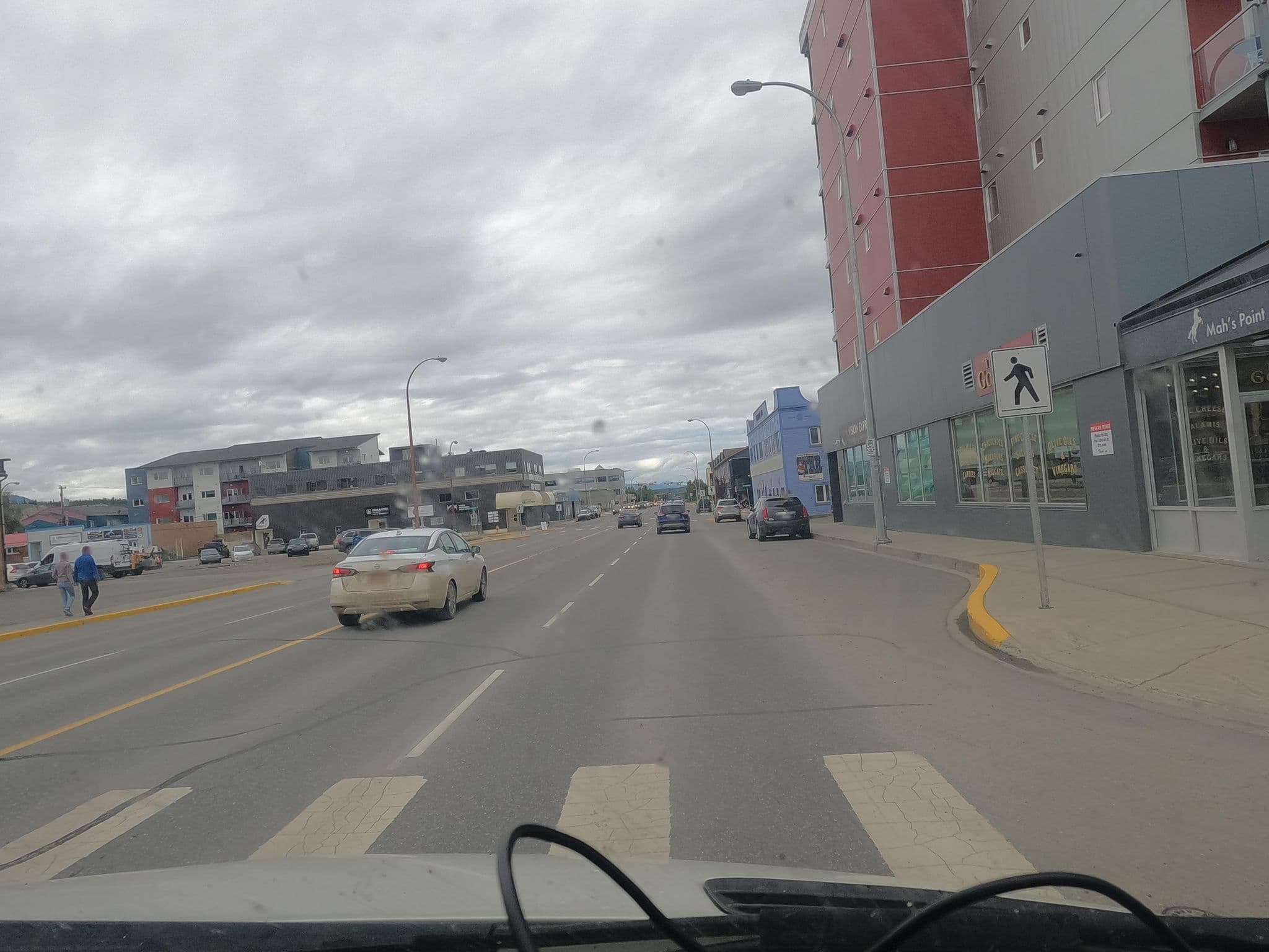 Street view near Pioneer Inn, Whitehorse — © rps333 (CC BY-SA · Mapillary)