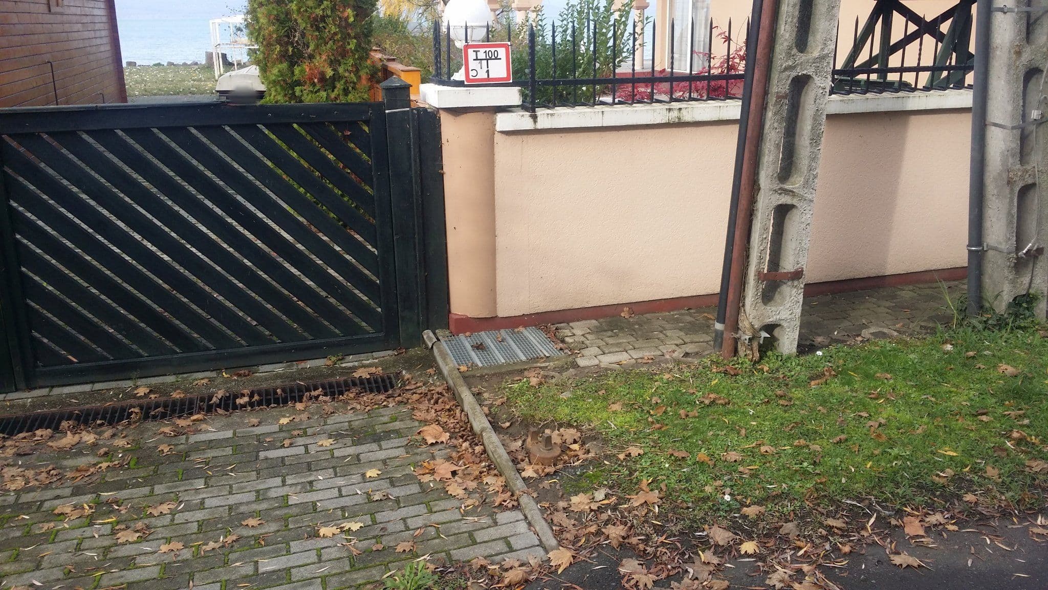 Street view near Gamauf Panzió, Balatonföldvár — © utvonalfelmeresek (CC BY-SA · Mapillary)