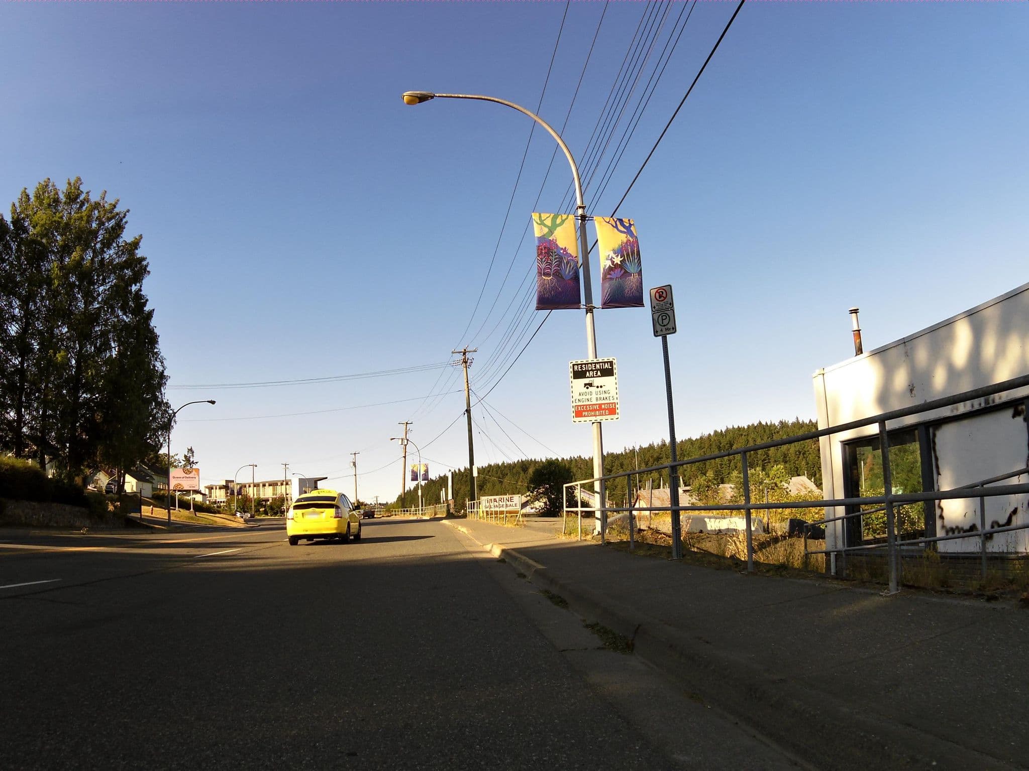 Street view near Moby Dick Oceanfront Lodge, Nanaimo — © andrewsnow (CC BY-SA · Mapillary)
