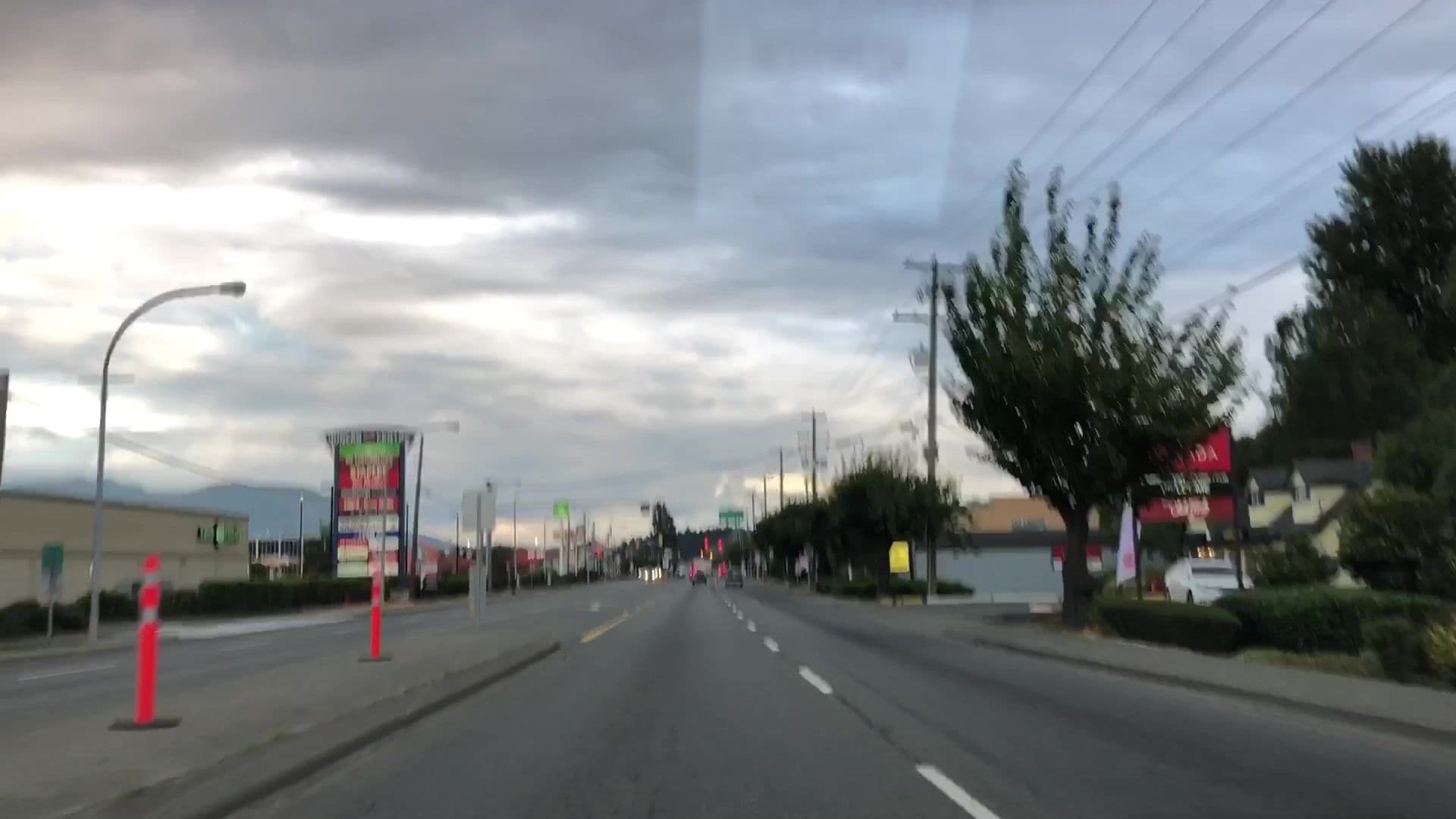 Street view near Travelodge Silver Bridge Inn, Duncan — © lvl5 (CC BY-SA · Mapillary)