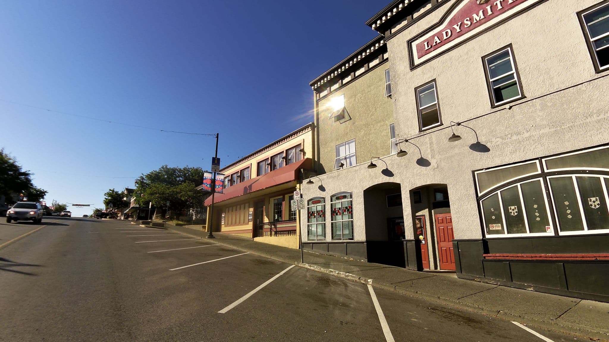 Street view near Ladysmith Inn, Ladysmith — © rps333 (CC BY-SA · Mapillary)