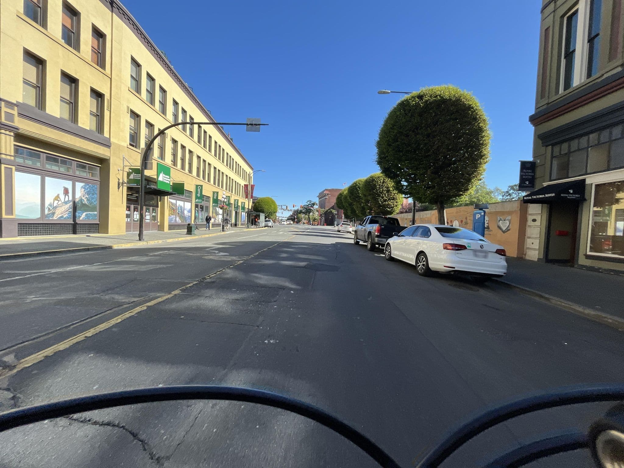 Street view near Royal Victoria Suites, Victoria-Downtown — © sssmc (CC BY-SA · Mapillary)