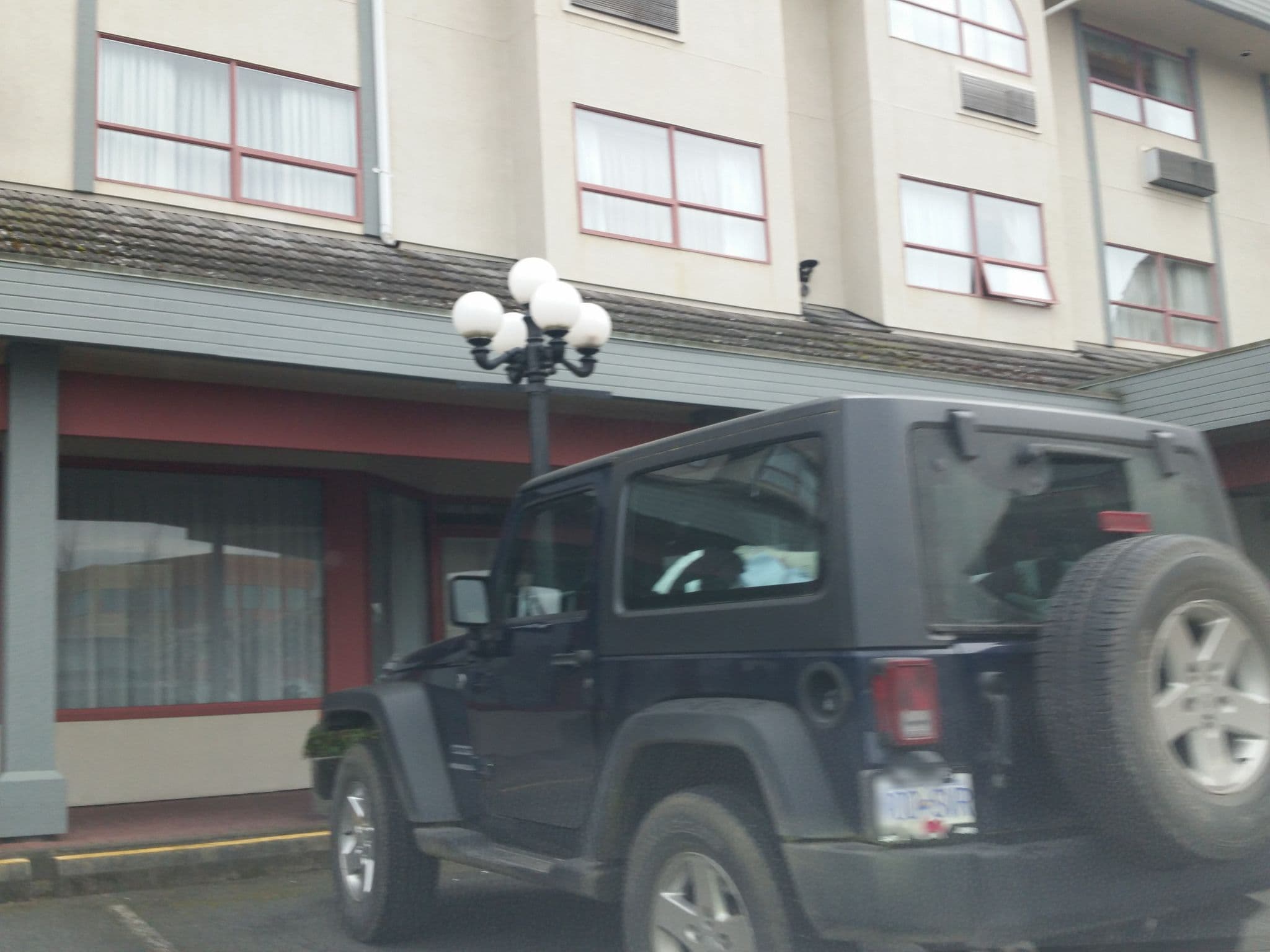 Street view near Comfort Hotel, Burnside-Gorge — © rps333 (CC BY-SA · Mapillary)