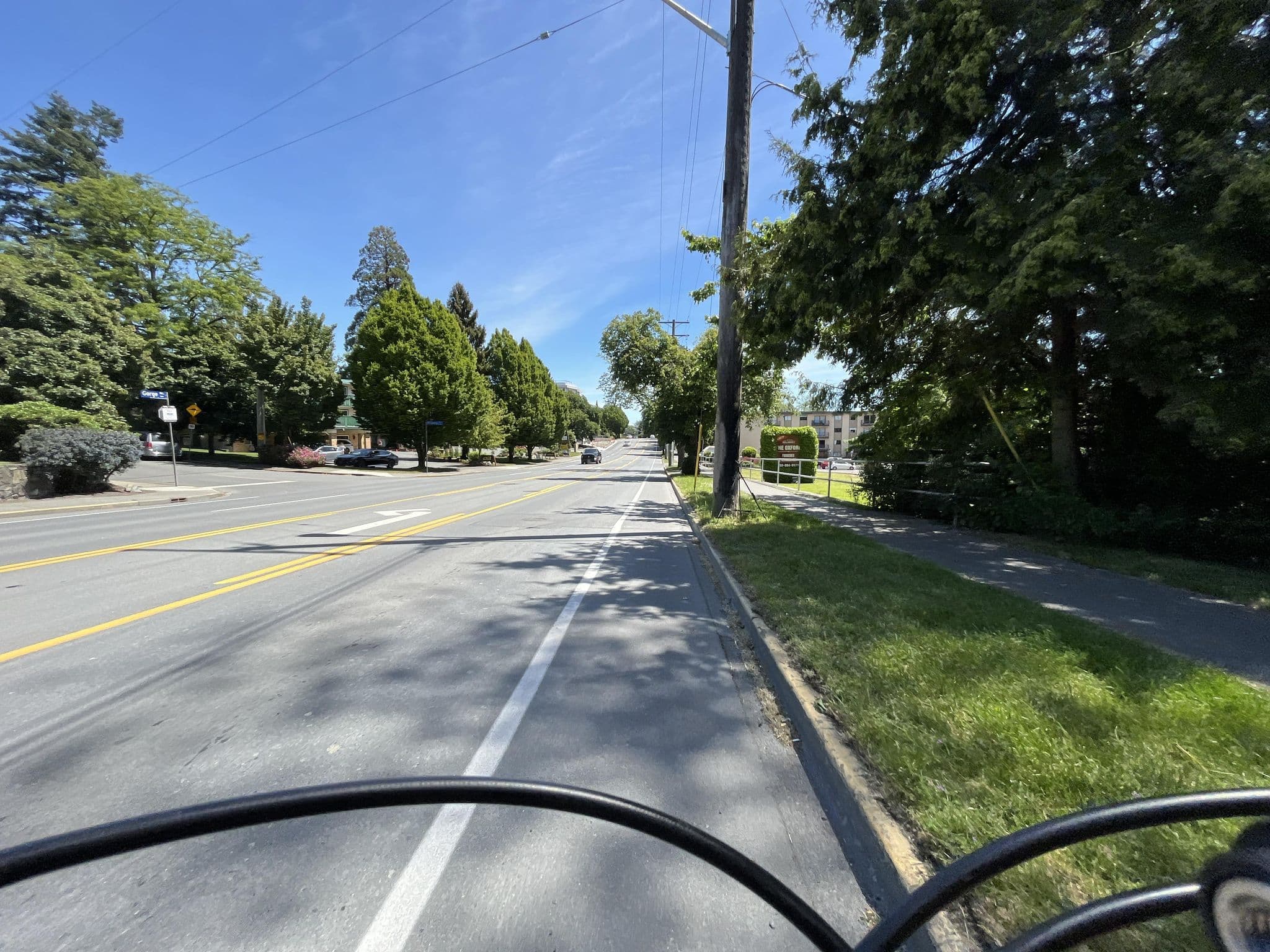 Street view near Days Inn Victoria Waterway, Burnside-Gorge — © sssmc (CC BY-SA · Mapillary)