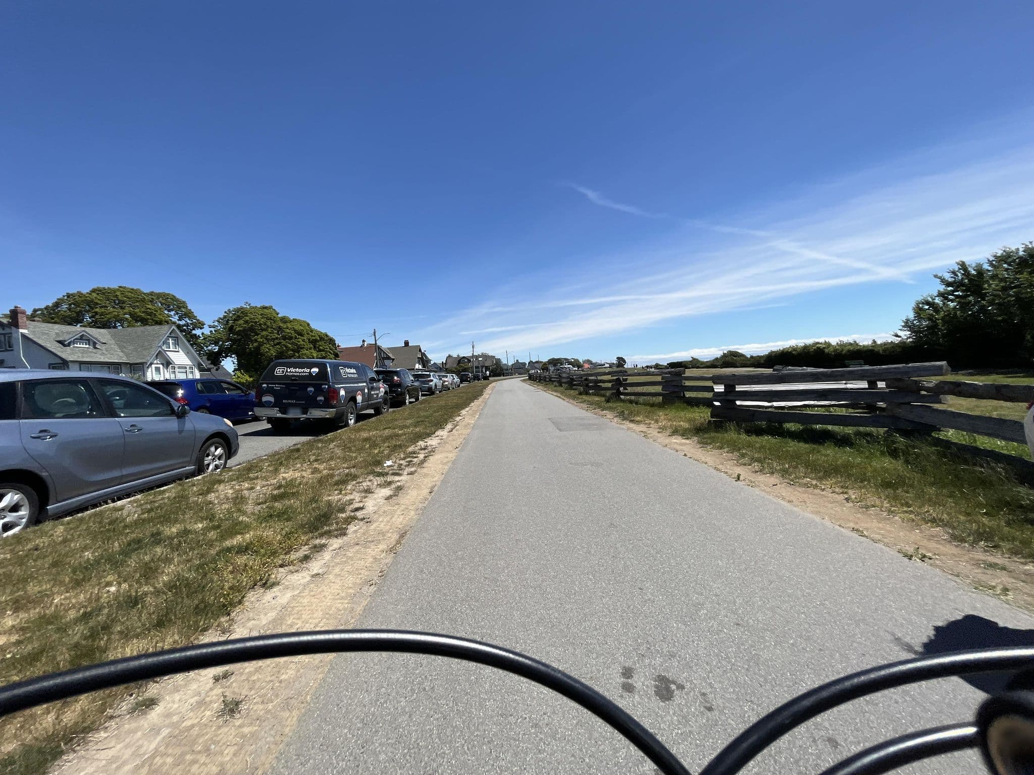 Street view near Dashwood Manor Seaside Bed & Breakfast, Fairfield — © sssmc (CC BY-SA · Mapillary)
