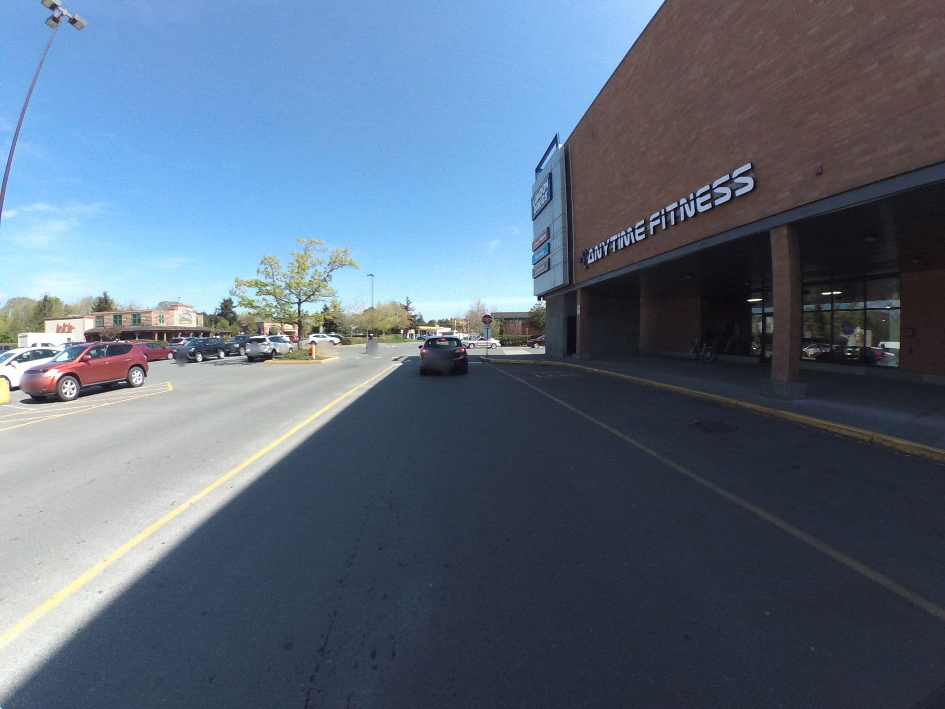Street view near Virtual Sun Tanning Salon, Tillicum — © jladdison (CC BY-SA · Mapillary)