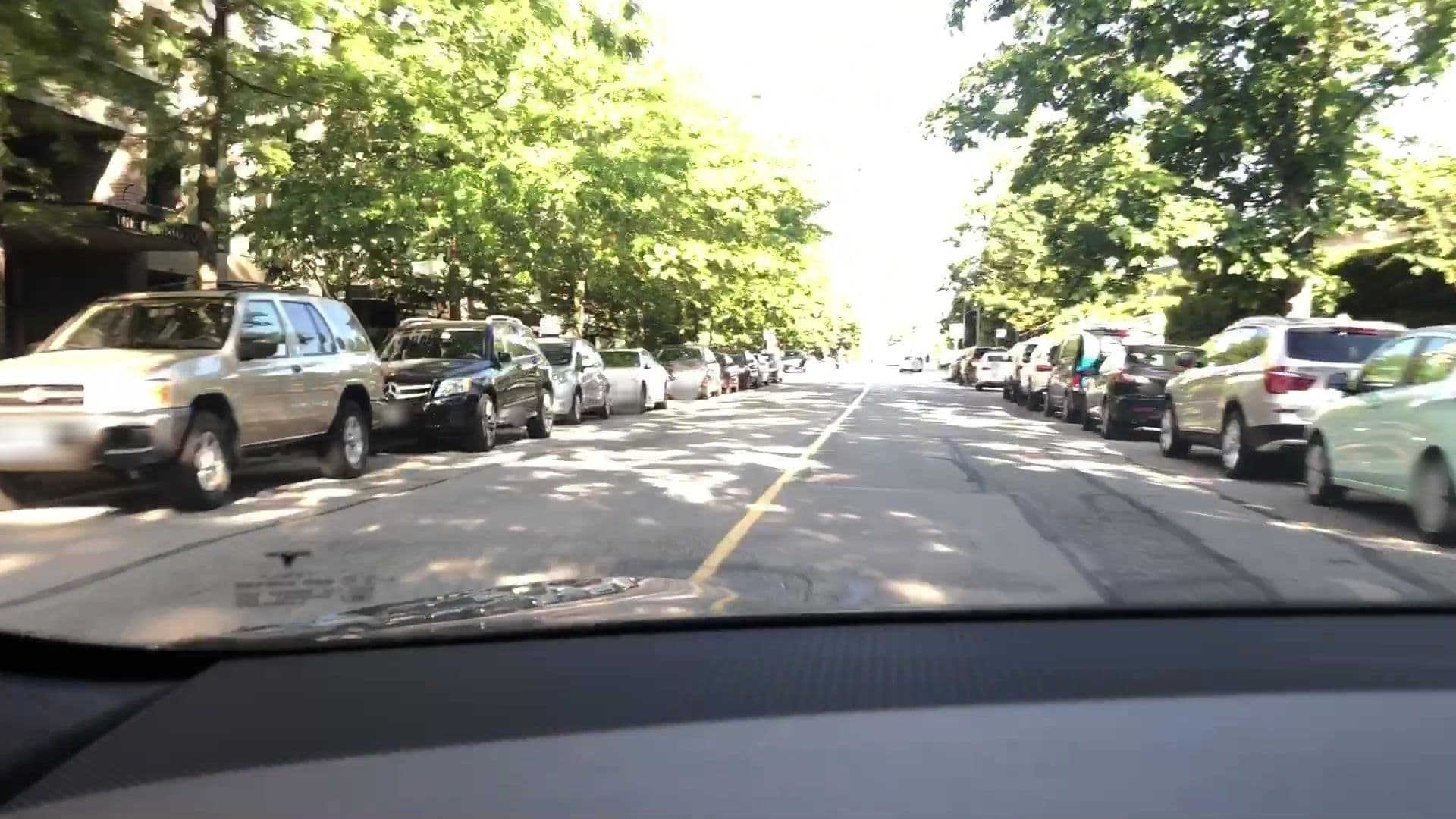 Street view near Hilton hotel check in Vancouver, Renfrew-Collingwood — © lvl5 (CC BY-SA · Mapillary)