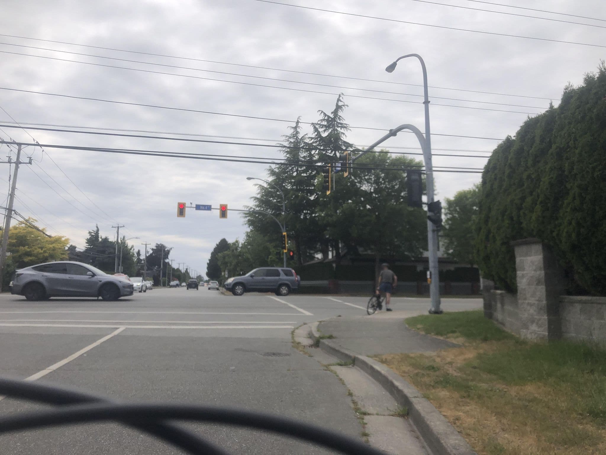 Street view near Charming Family Hotel, South Arm — © Heen (CC BY-SA · Mapillary)