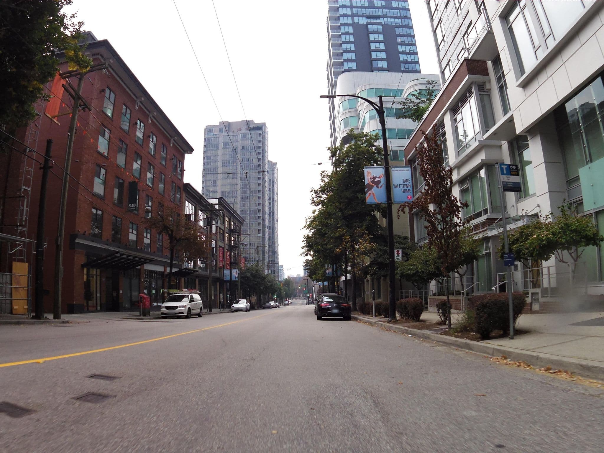 Street view near Catholic Charity Mens Hostel, Yaletown — © andrewsnow (CC BY-SA · Mapillary)