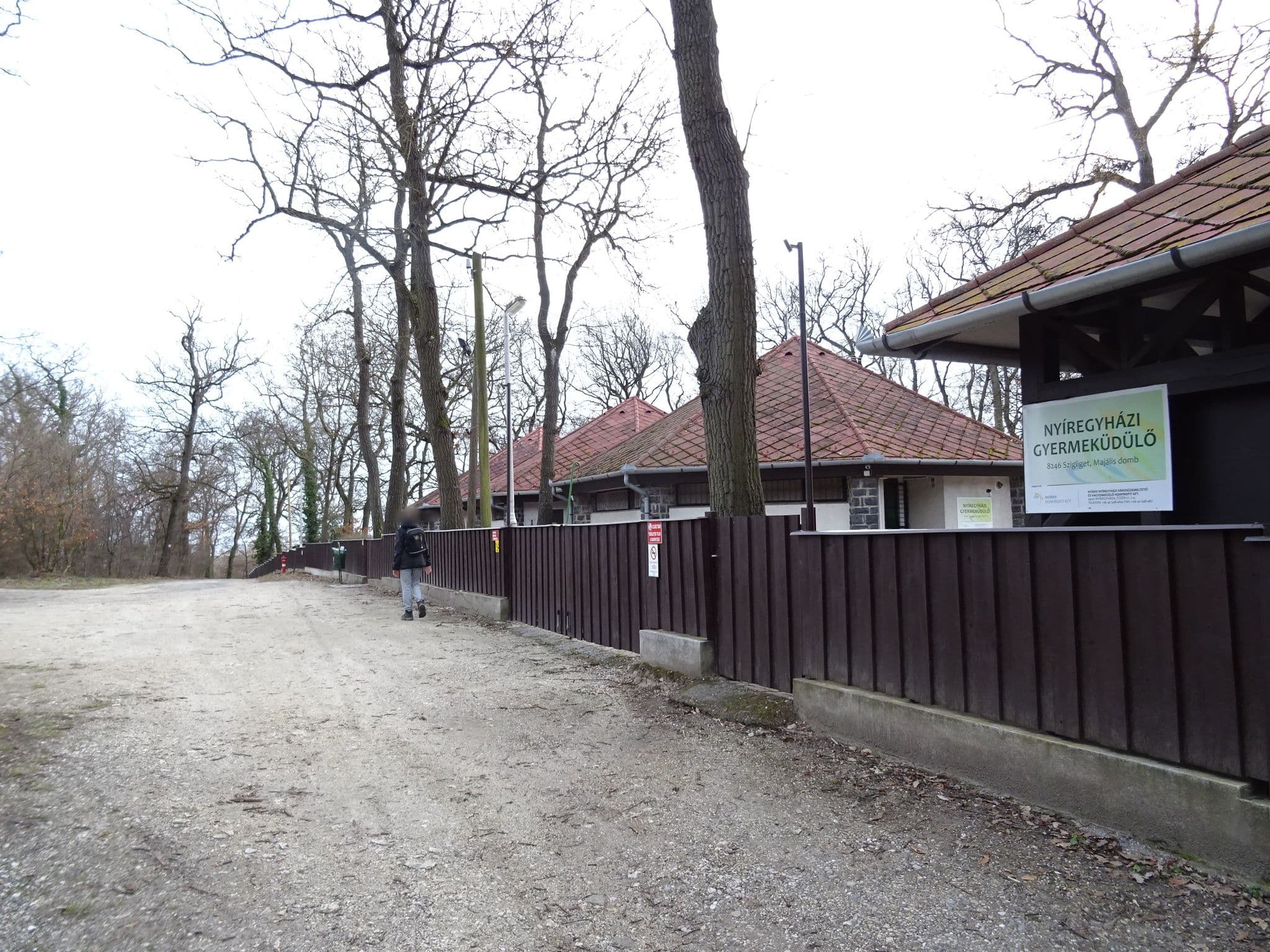 Street view near Nyíregyházi gyermeküdülő, Badacsonytomaj — © izsolt (CC BY-SA · Mapillary)