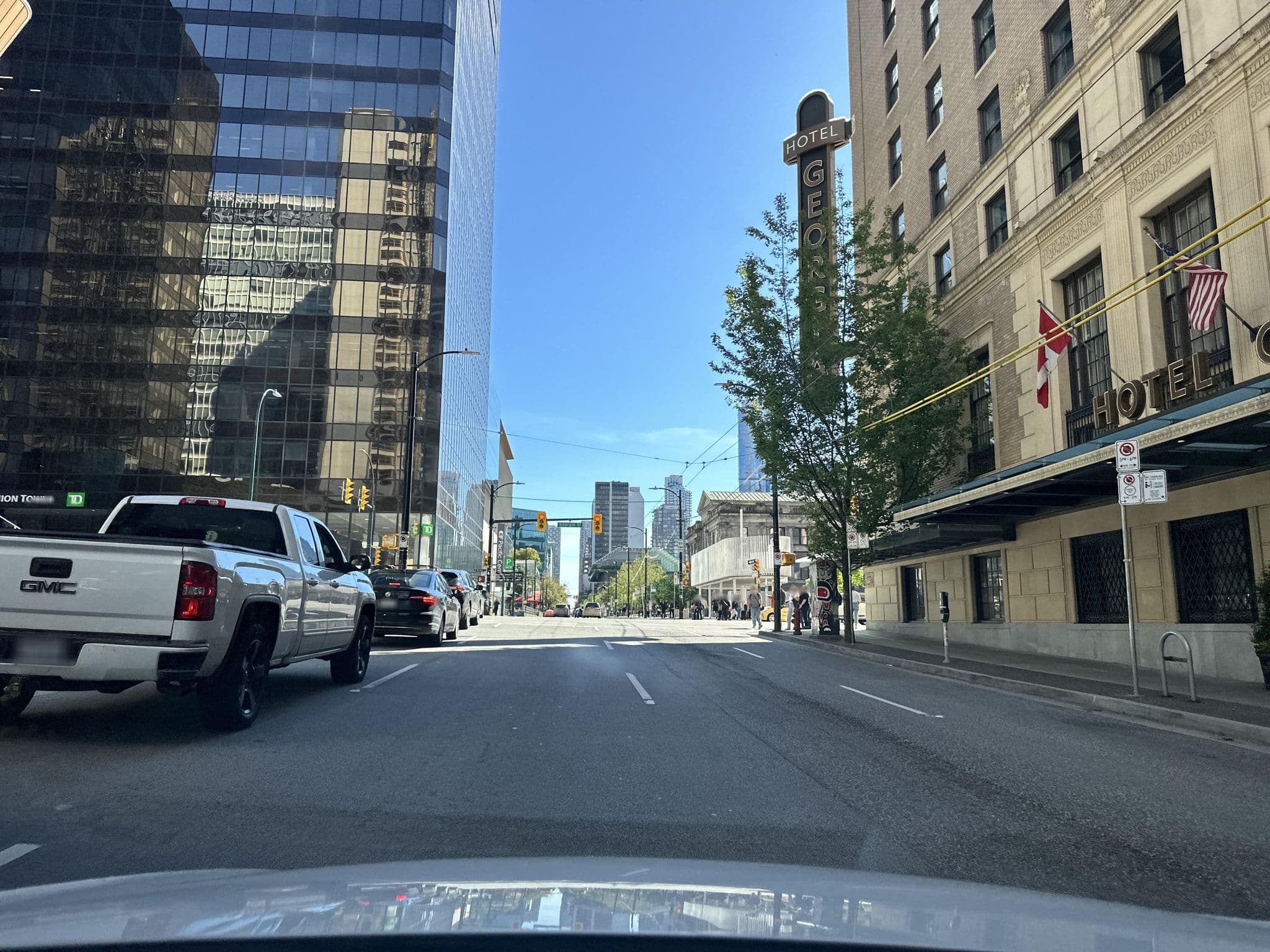 Street view near Fitness @ Rosewood Hotel, Downtown Vancouver — © quickness805 (CC BY-SA · Mapillary)