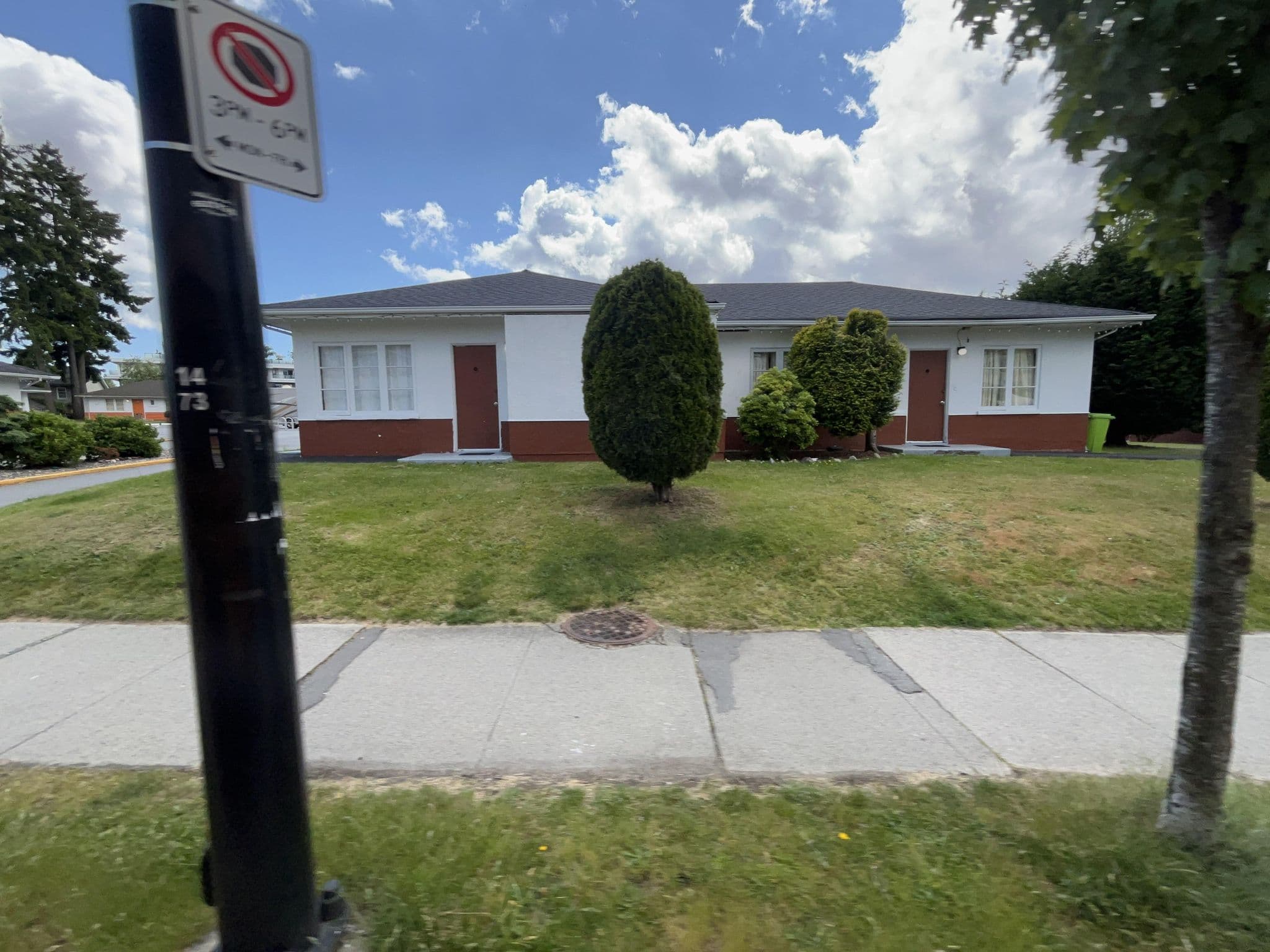 Street view near 2400 Motel Court, Kensington-Cedar Cottage — © zpk (CC BY-SA · Mapillary)