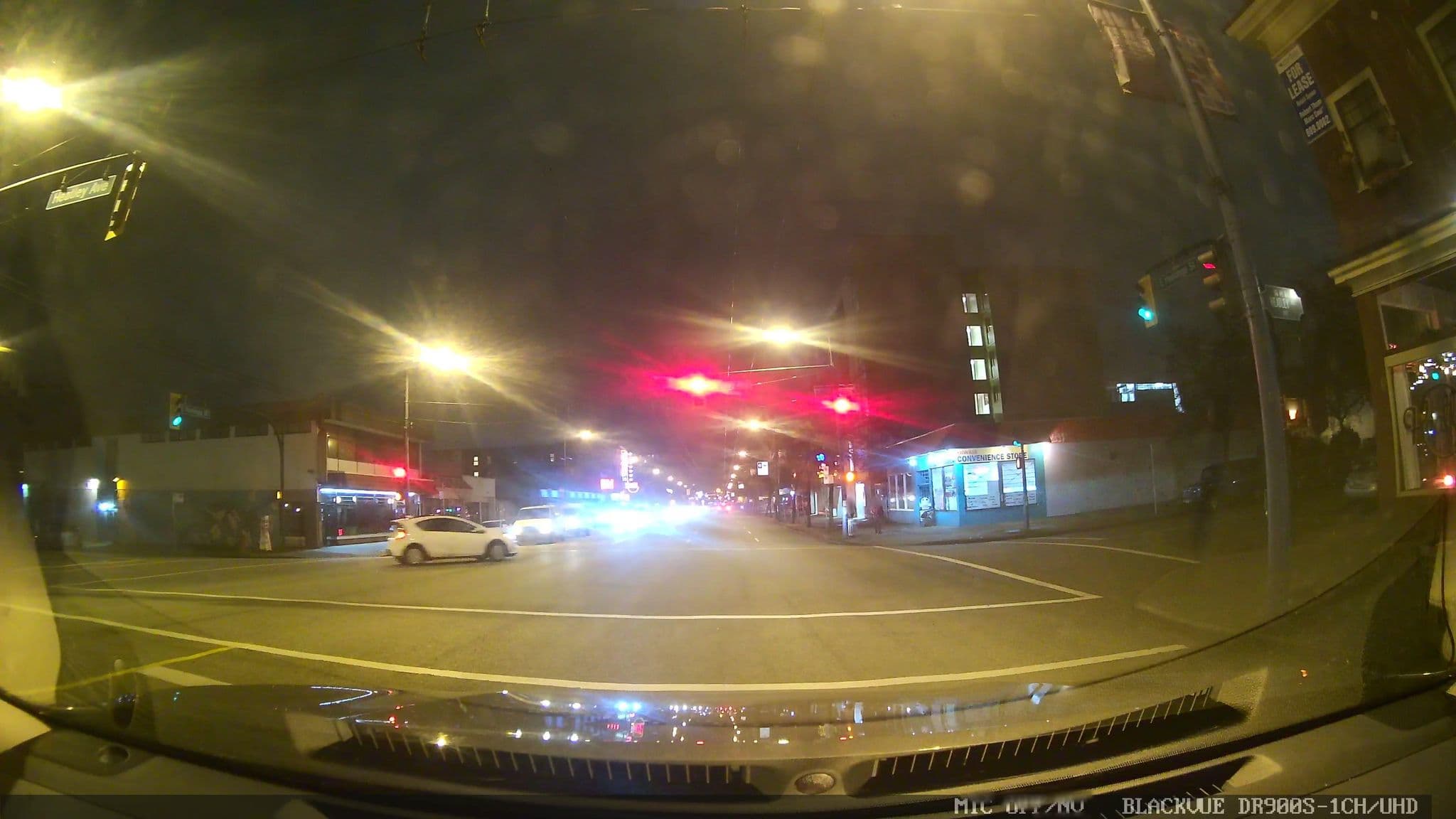 Street view near Bioethique, Downtown Eastside — © damnitgetmybeer (CC BY-SA · Mapillary)
