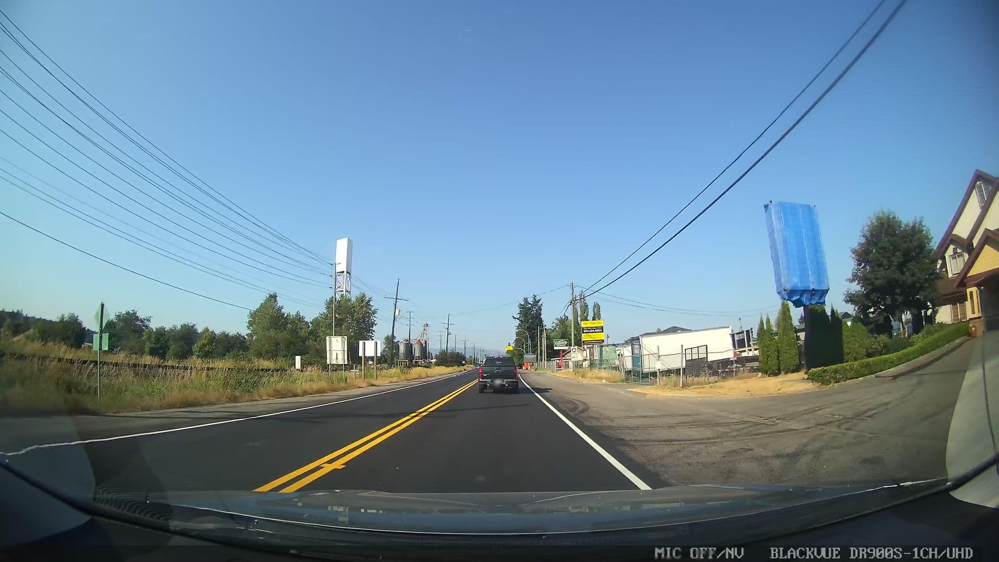 Street view near Super 8 Langley, Douglas — © damnitgetmybeer (CC BY-SA · Mapillary)