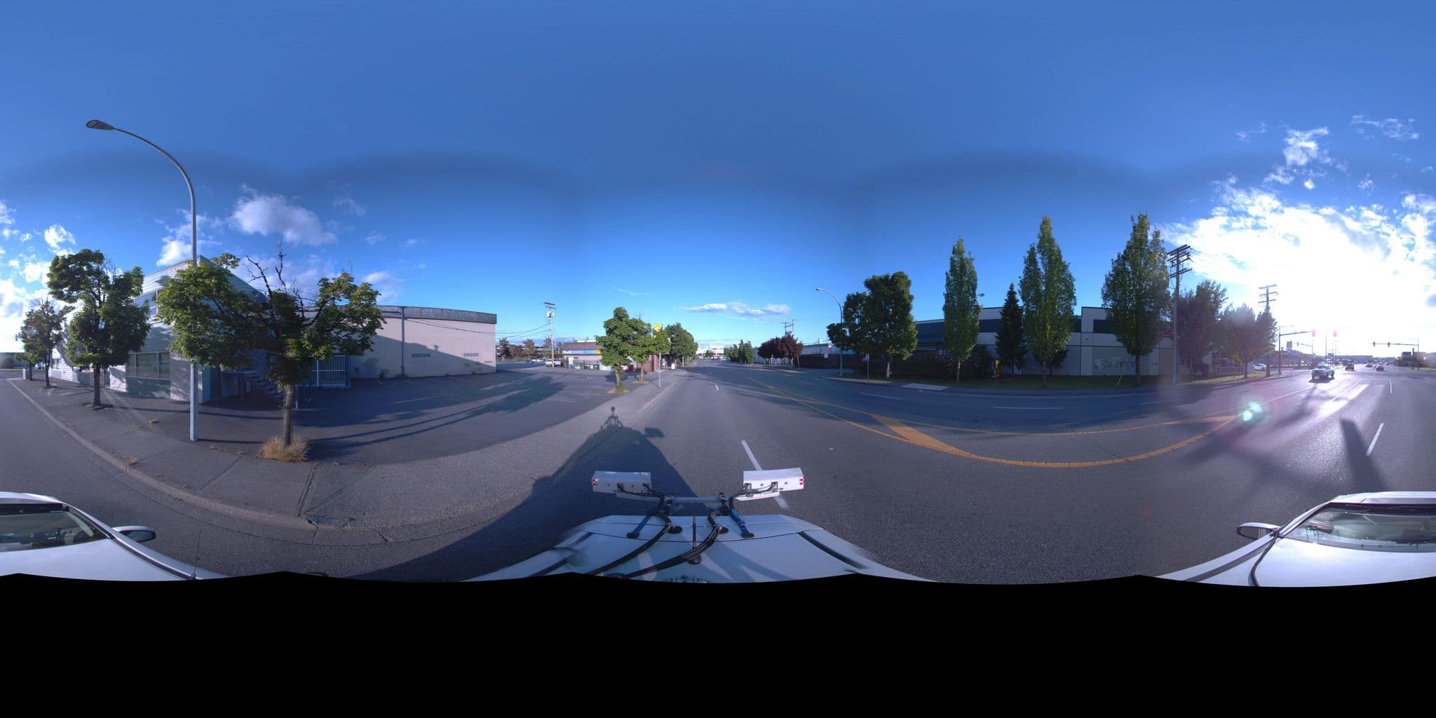 Street view near Destination Snow, Douglas — © yzhao (CC BY-SA · Mapillary)