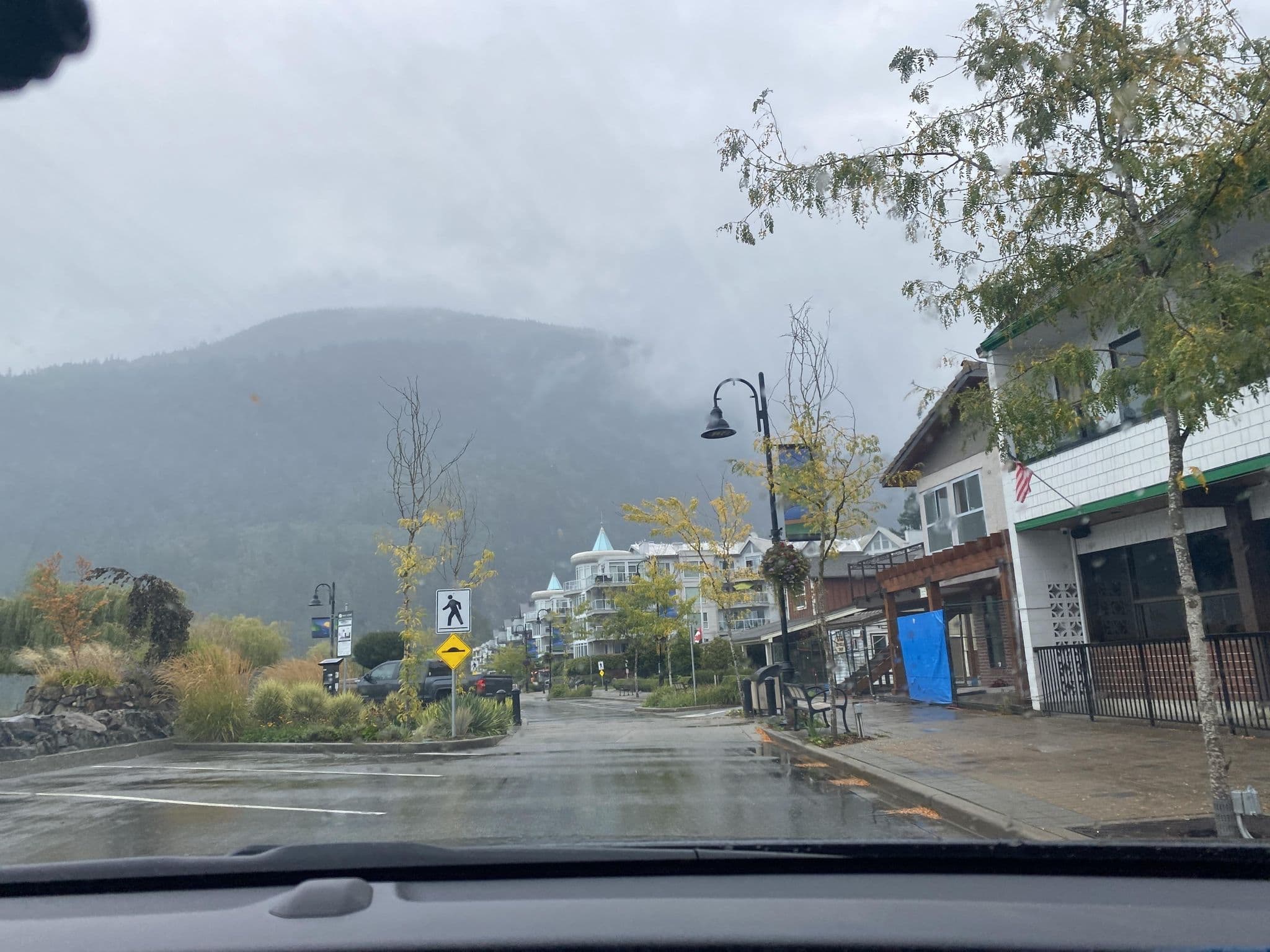 Street view near Harrison Hotel Villa, Harrison Hot Springs — © jacobmalleau (CC BY-SA · Mapillary)