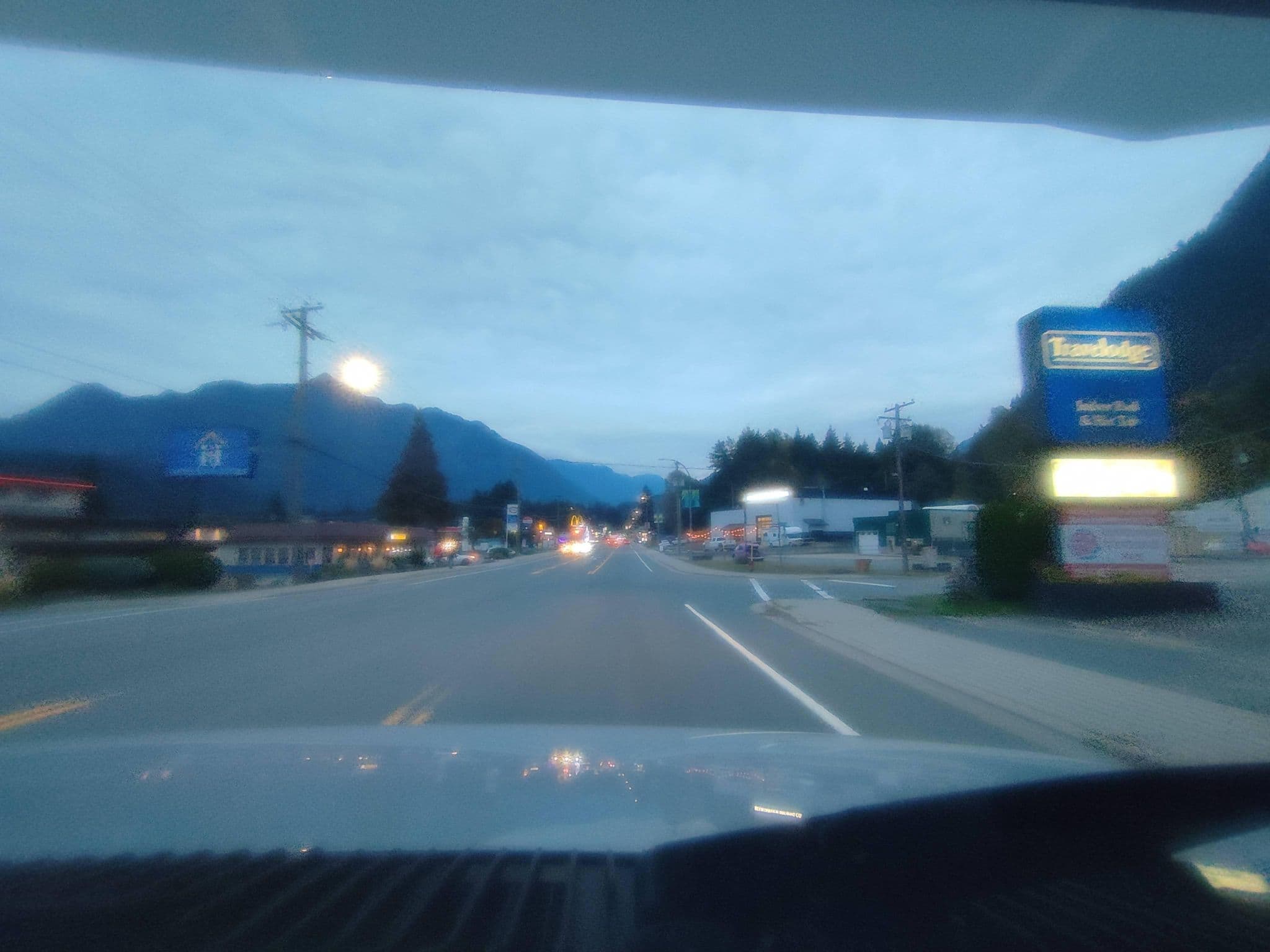 Street view near Quality Inn, Hope — © kibour (CC BY-SA · Mapillary)