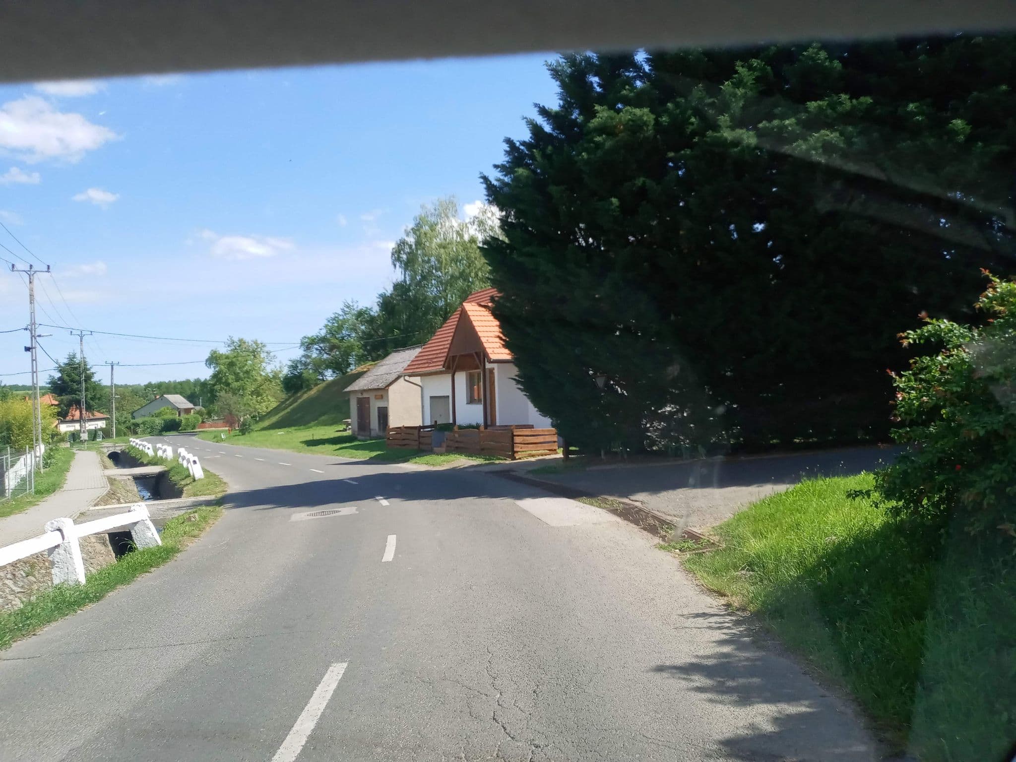 Street view near Hertelendi vendégház, Sásd — © magyarsi (CC BY-SA · Mapillary)
