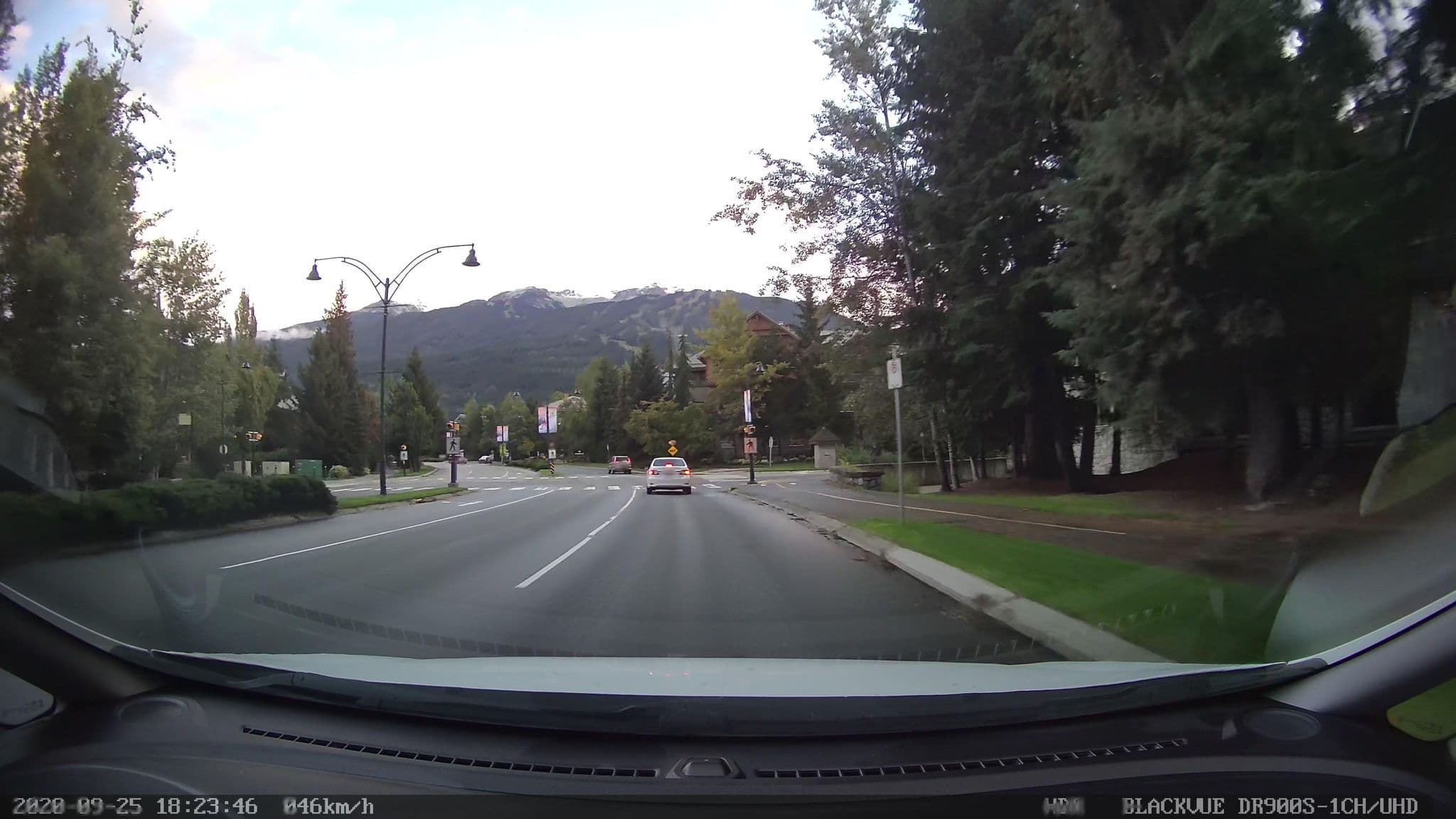 Street view near Twin Peaks at Whistler Vacation Club, Whistler — © davidmetcalfe (CC BY-SA · Mapillary)