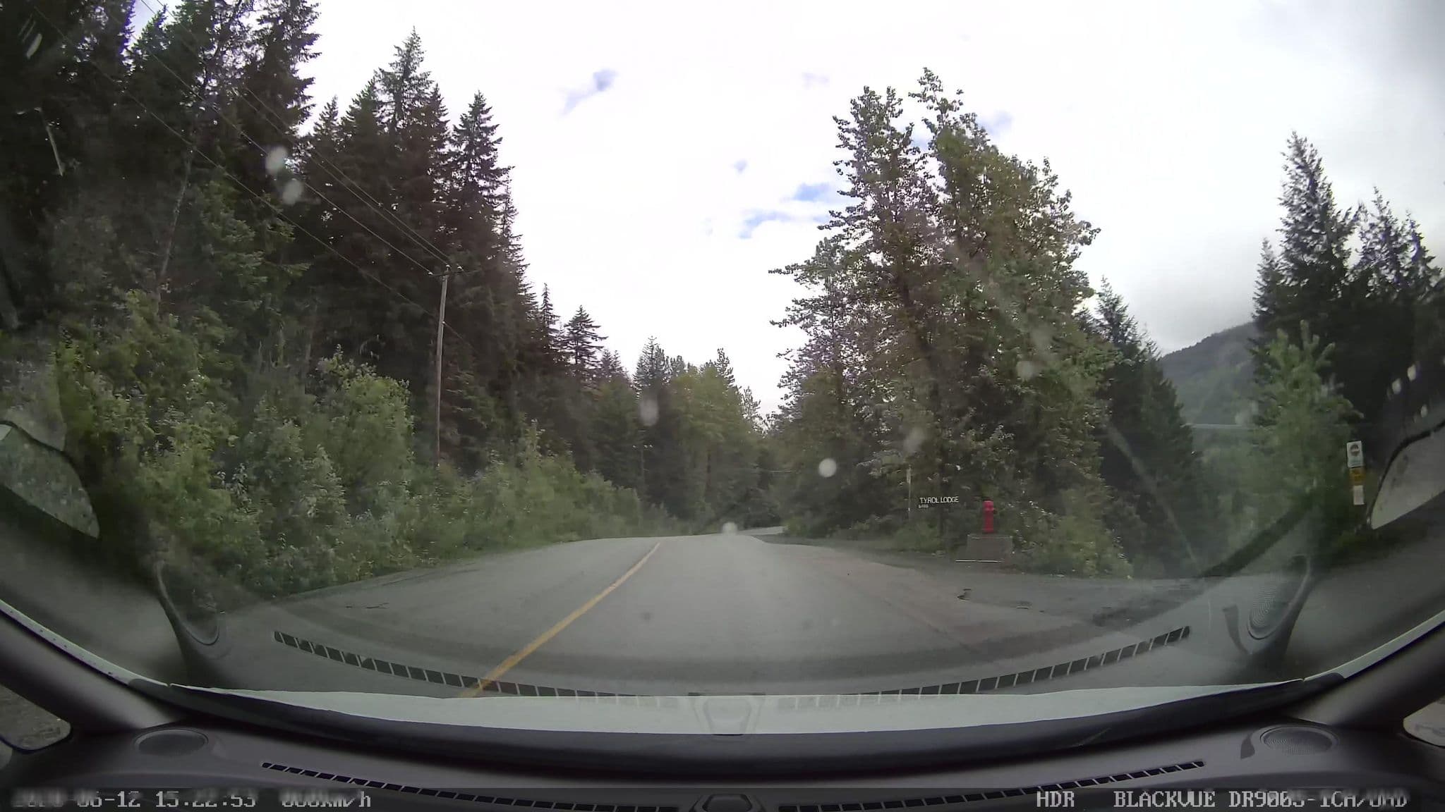 Street view near Tyrol Ski & Mountain Club, Whistler — © davidmetcalfe (CC BY-SA · Mapillary)