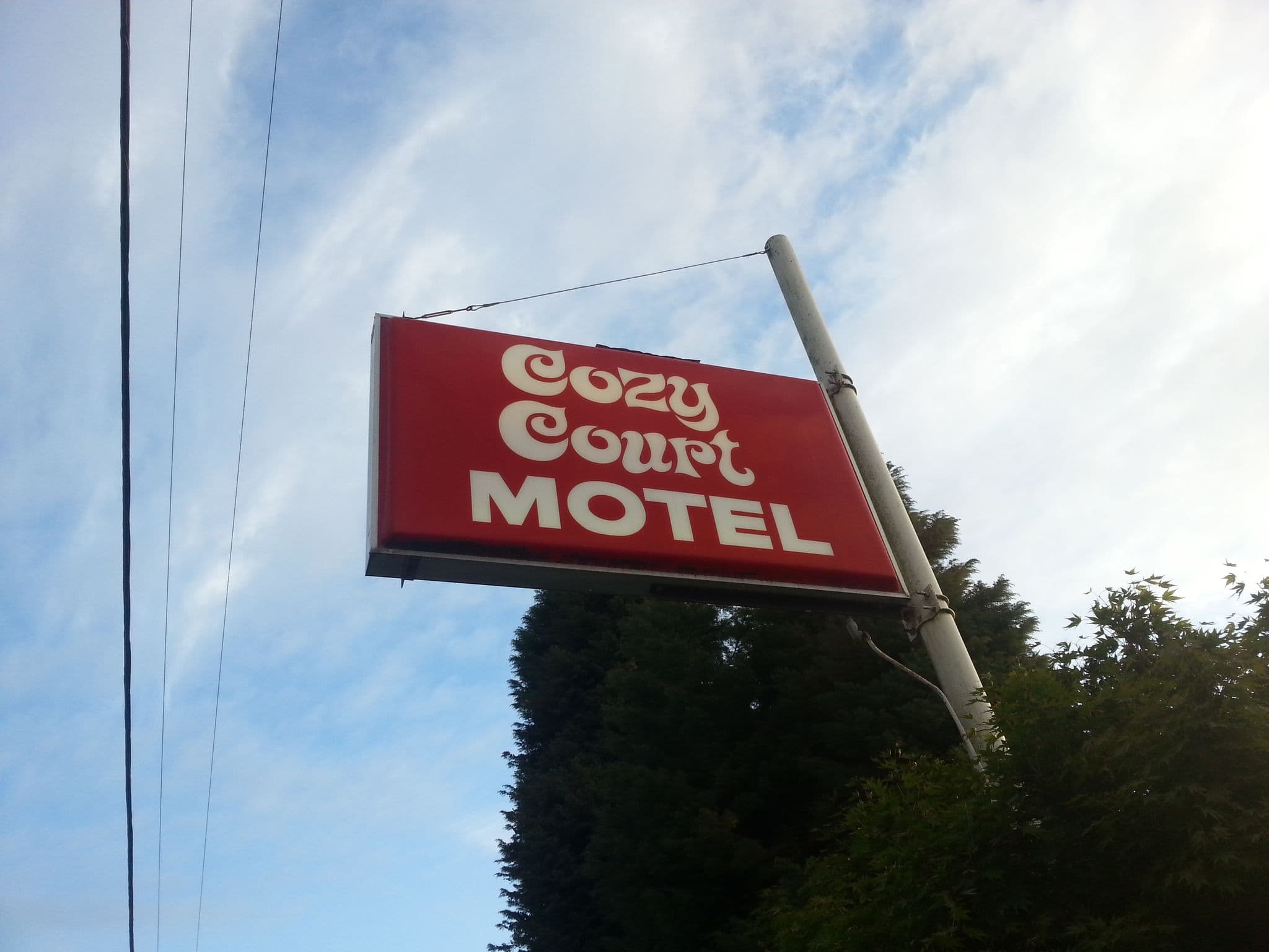 Street view near Cozy Court Motel, Sechelt — © rps333 (CC BY-SA · Mapillary)