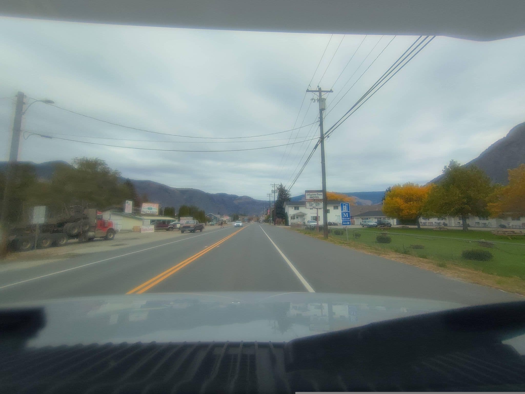 Street view near Elks Motel, Keremeos — © kibour (CC BY-SA · Mapillary)