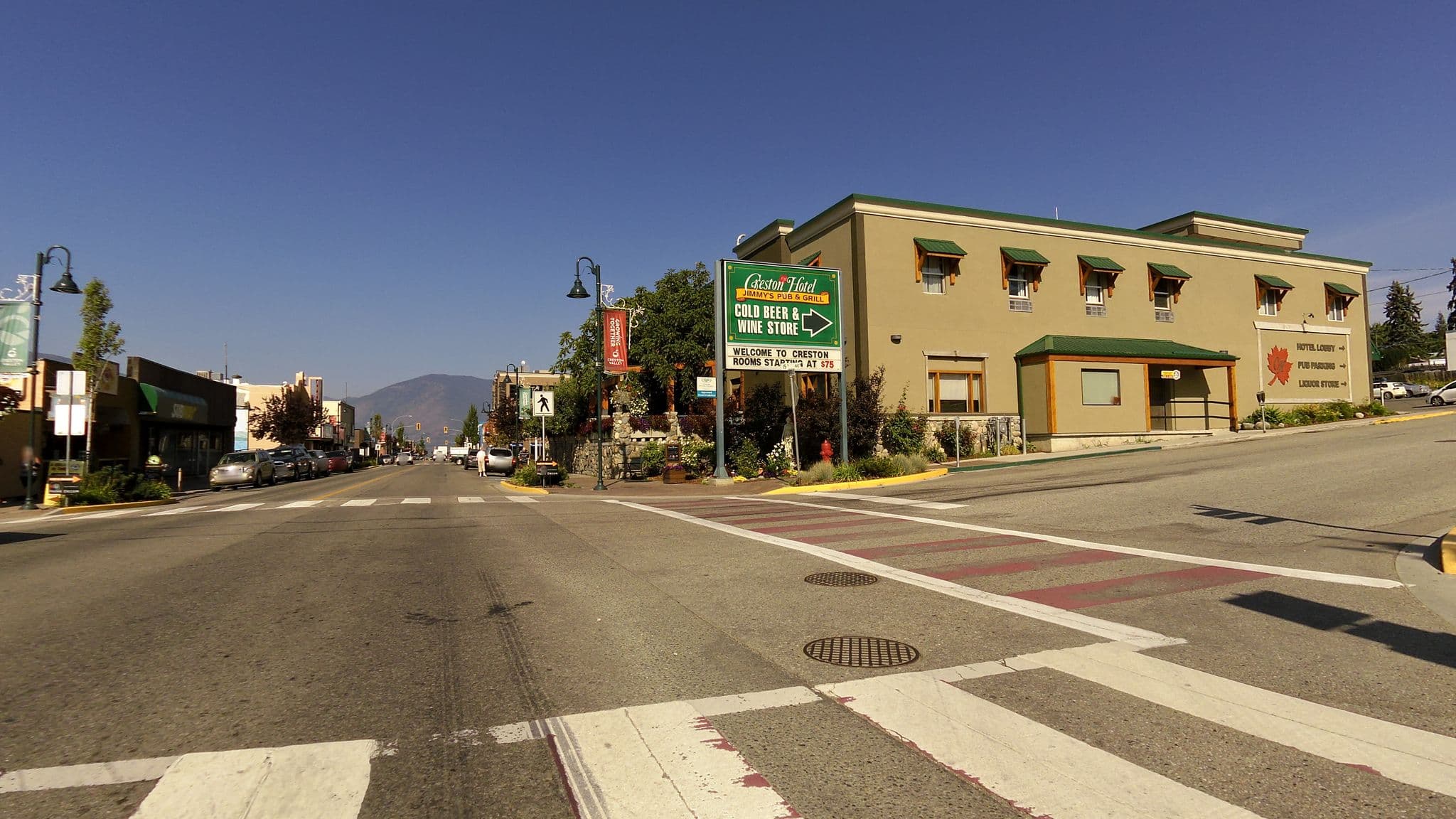 Street view near Creston Hotel & Suites, Creston — © rps333 (CC BY-SA · Mapillary)