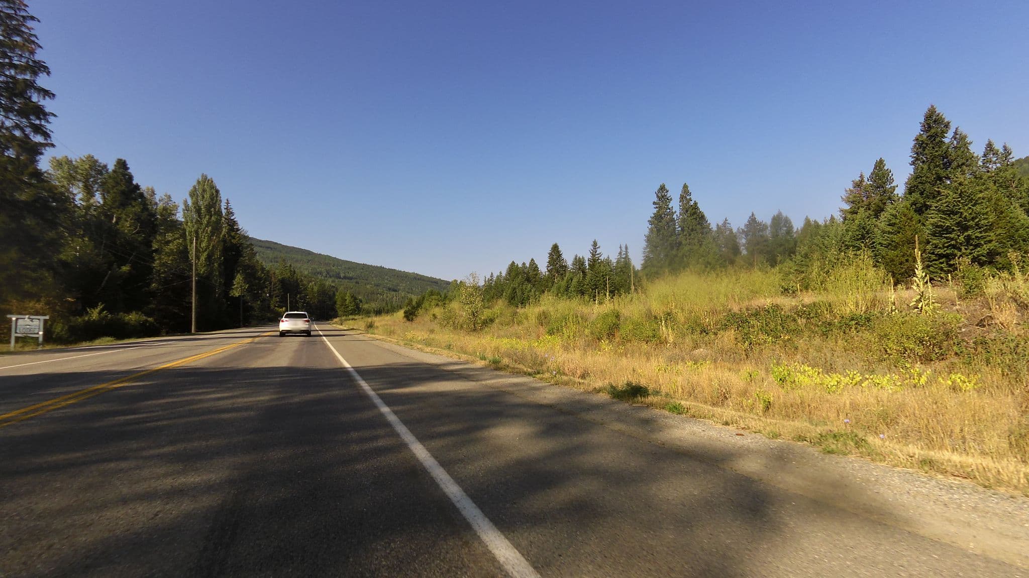 Street view near Yahk Motel & Campground, Creston — © rps333 (CC BY-SA · Mapillary)